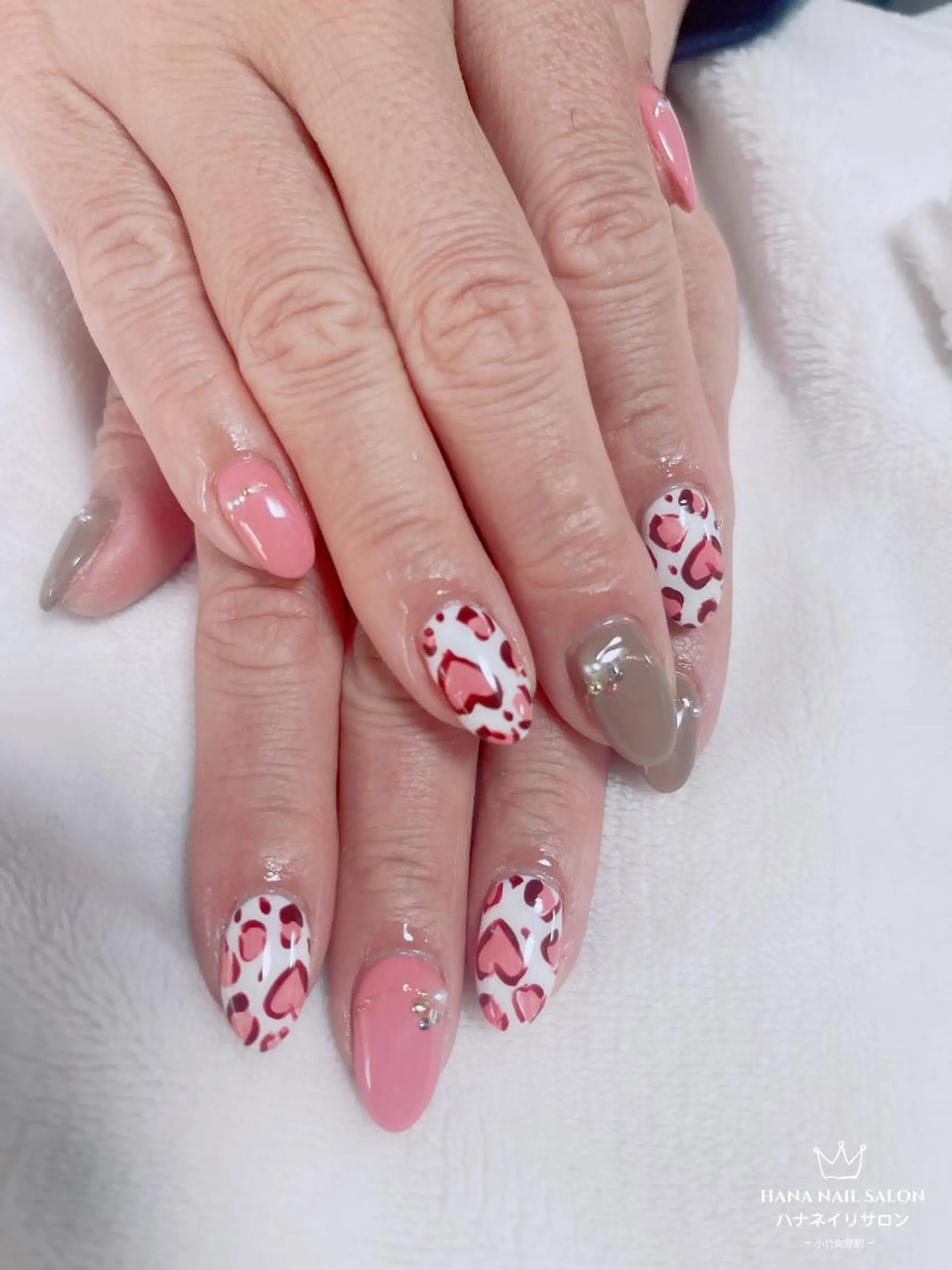 ネイル ハンドネイル HANA ART NAIL SALONのネイルデザイン