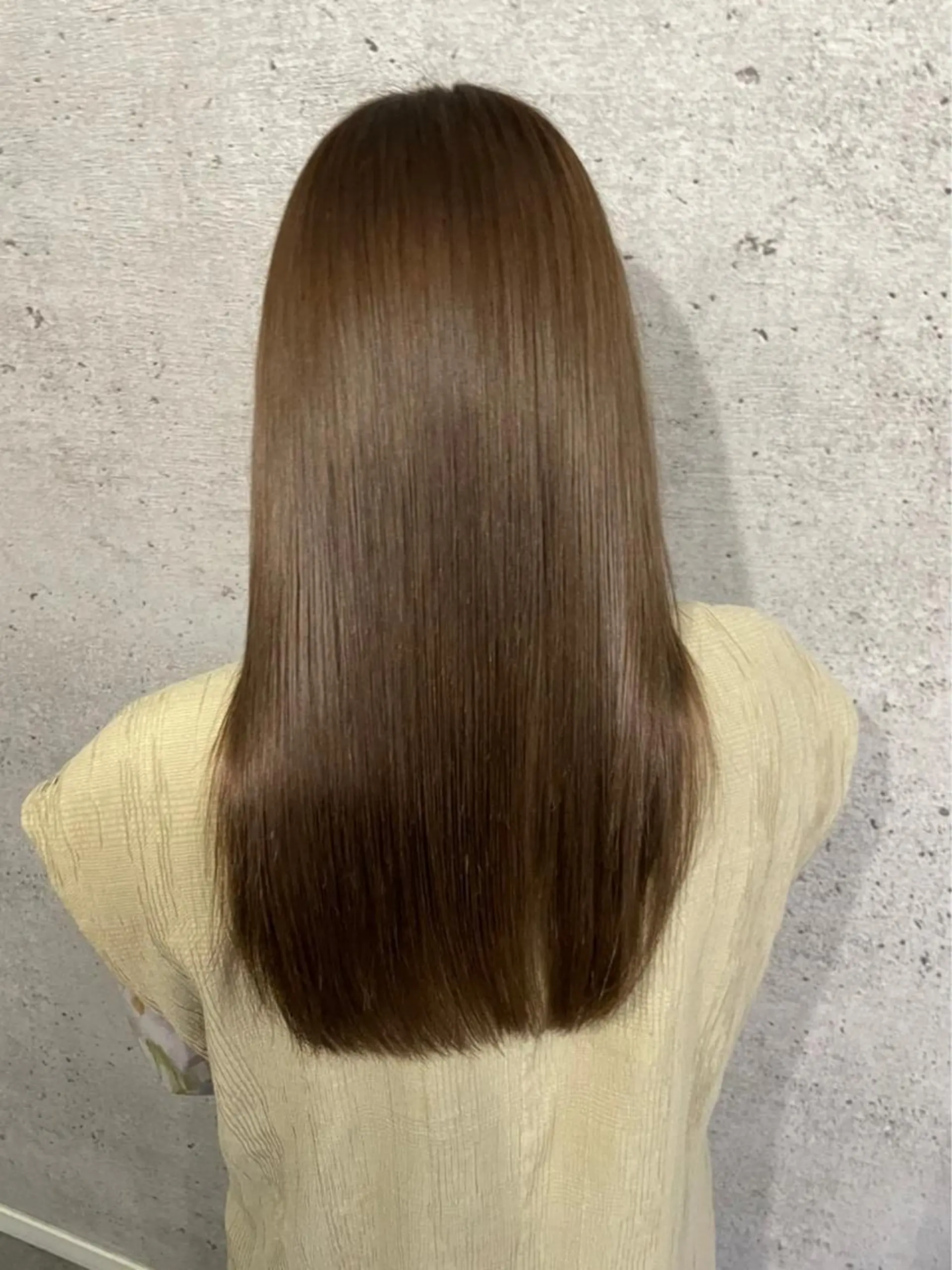 ミディアム カット ヘアカラー トリートメント Day&Night kanaのヘアスタイル