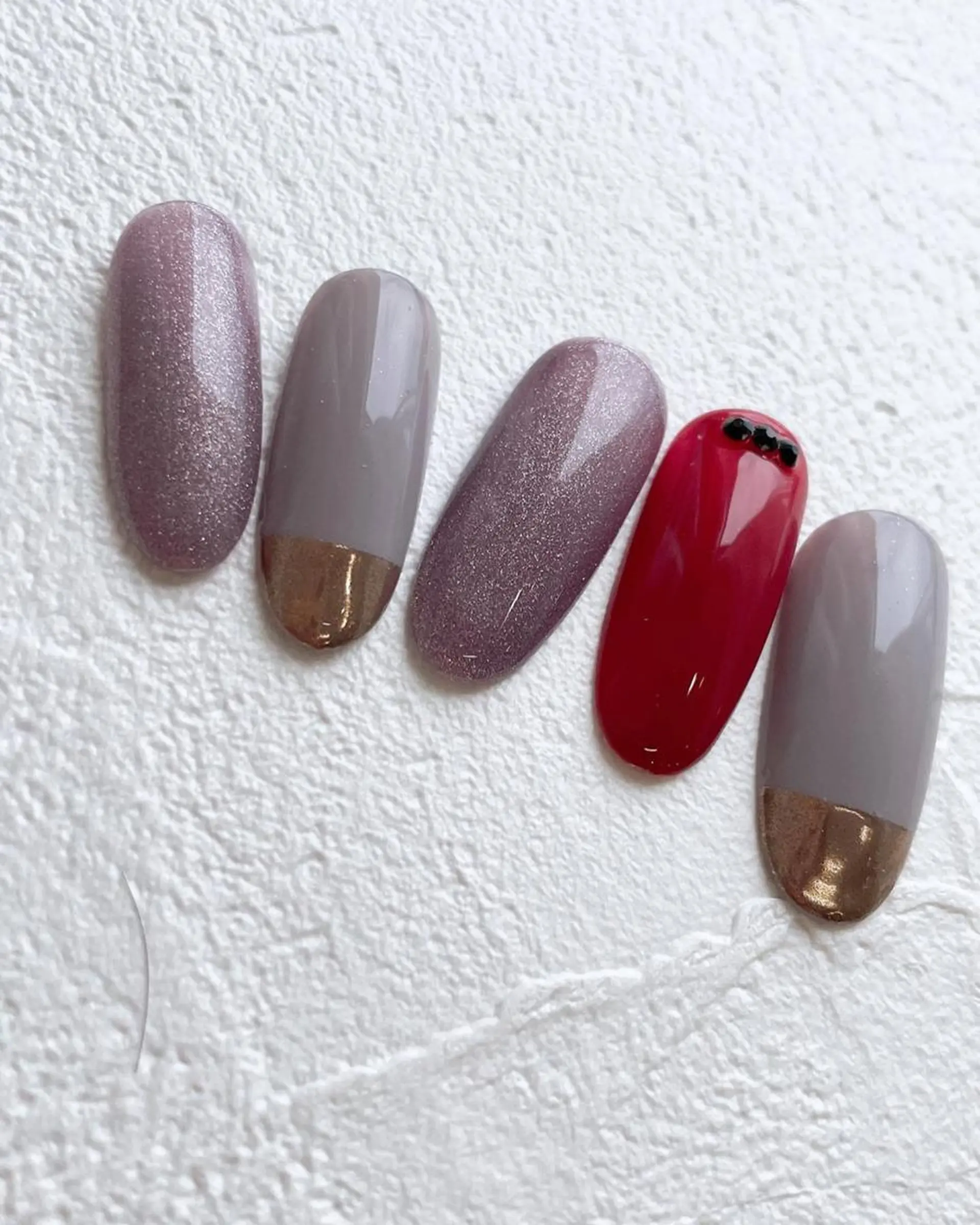 ネイル マツエク・マツパ まつげパーマ ボリュームラッシュ ジェルネイル ニュアンスネイル パラジェル 髙橋 敦子のネイルデザイン