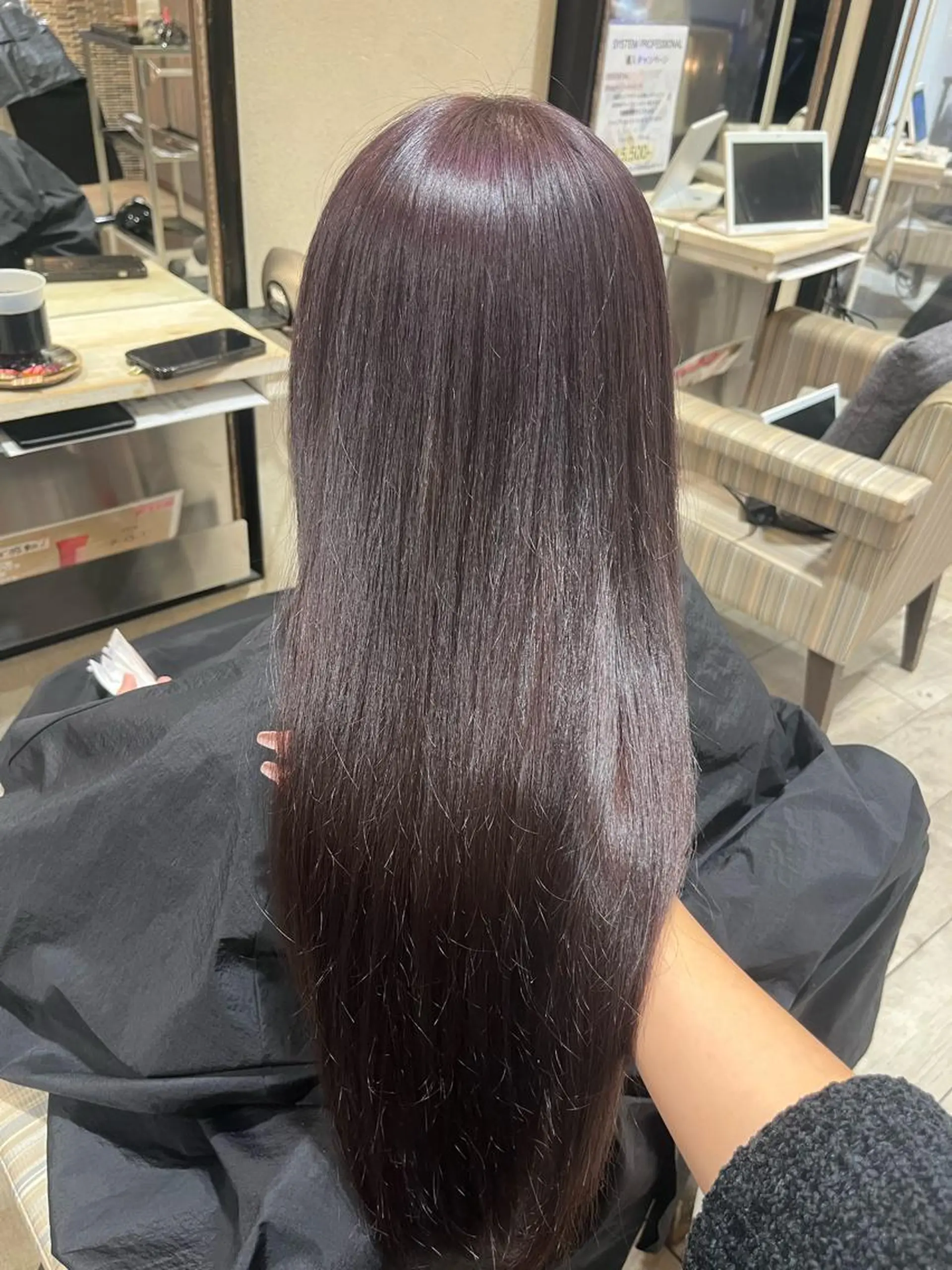 ロング ヘアカラー 友松 世奈のマツエク・マツパデザイン