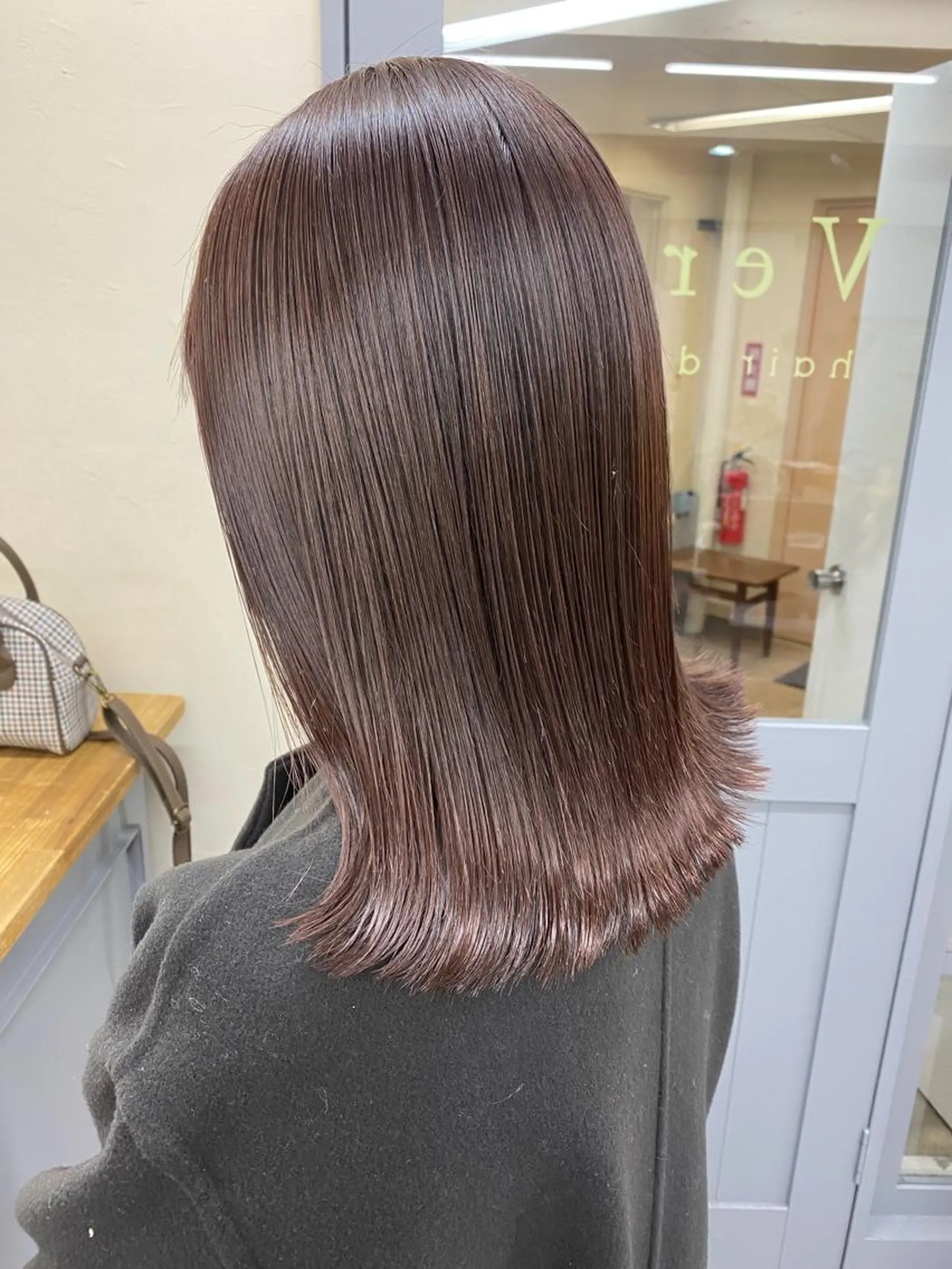 ミディアム カラー ショートカットモデル 🧃Shionのヘアスタイル