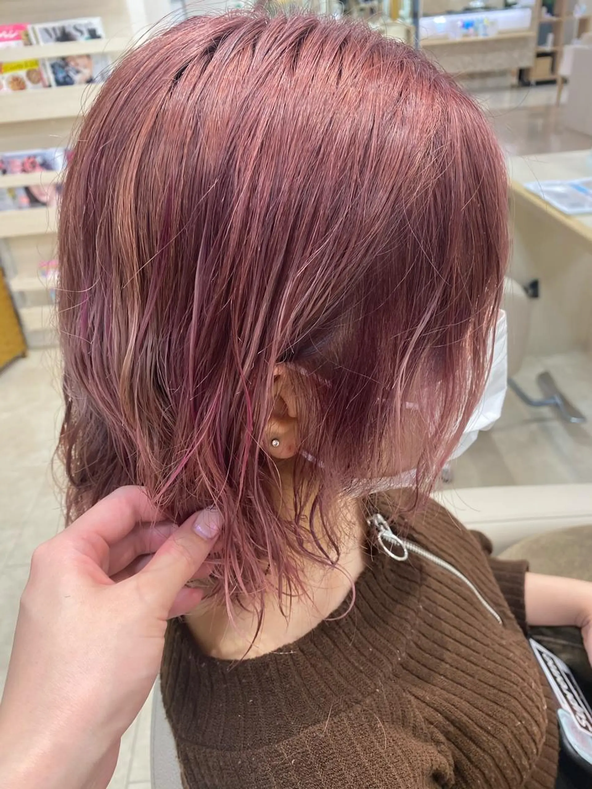 ショート カラー ヘアアレンジ ピンクカラー ヘッドスパ narumi🧸のヘアスタイル