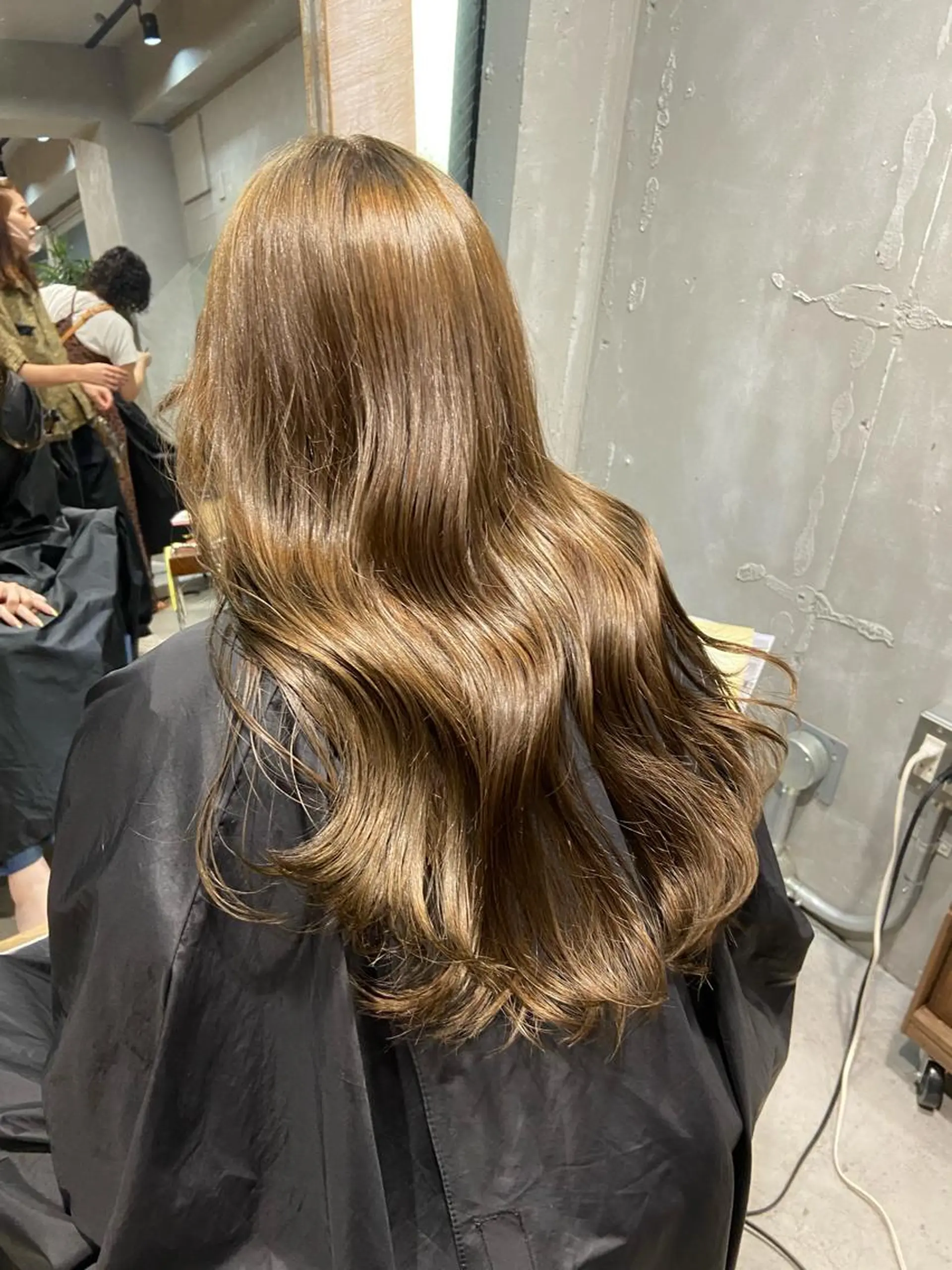 ロング カラー ヘアアレンジ Mirai 🧸のヘアスタイル