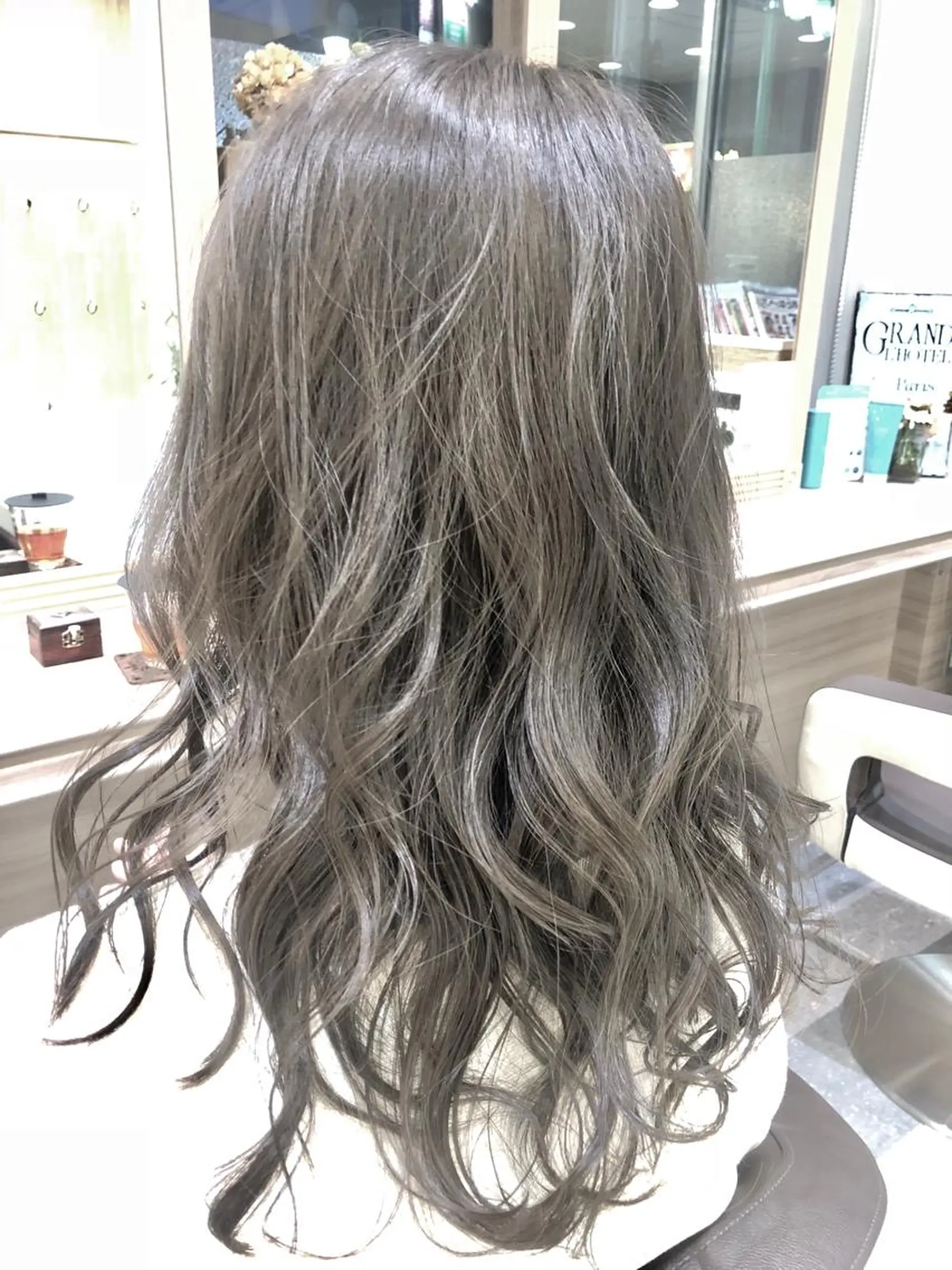 ミディアム 『Ash久が原MG』 水野 翼のヘアスタイル