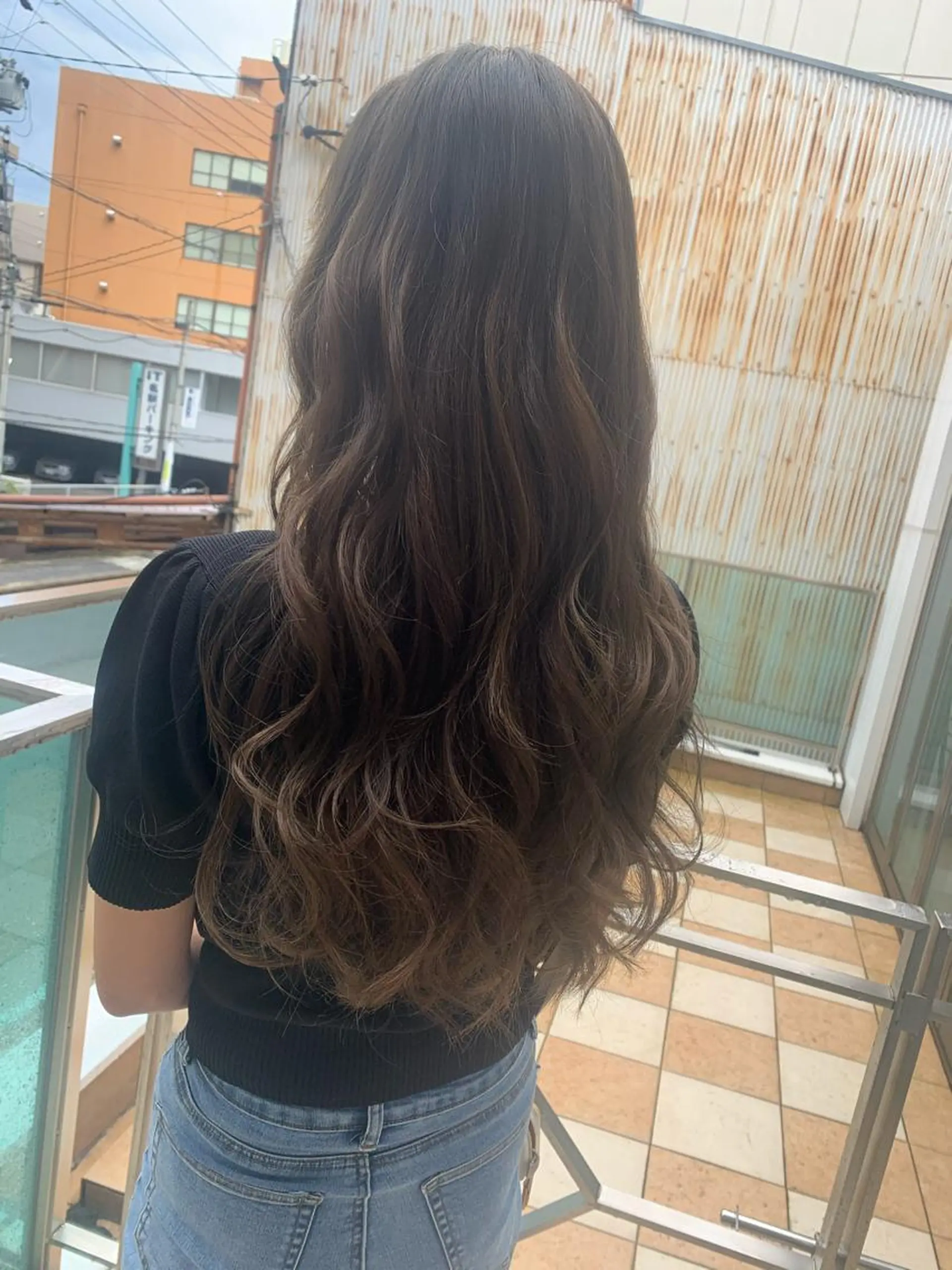 ロング カラー ベージュカラー カット ヘアカラー トリートメント ヘアセット 透け感✨ダメージレス カラーHana🤍のヘアスタイル