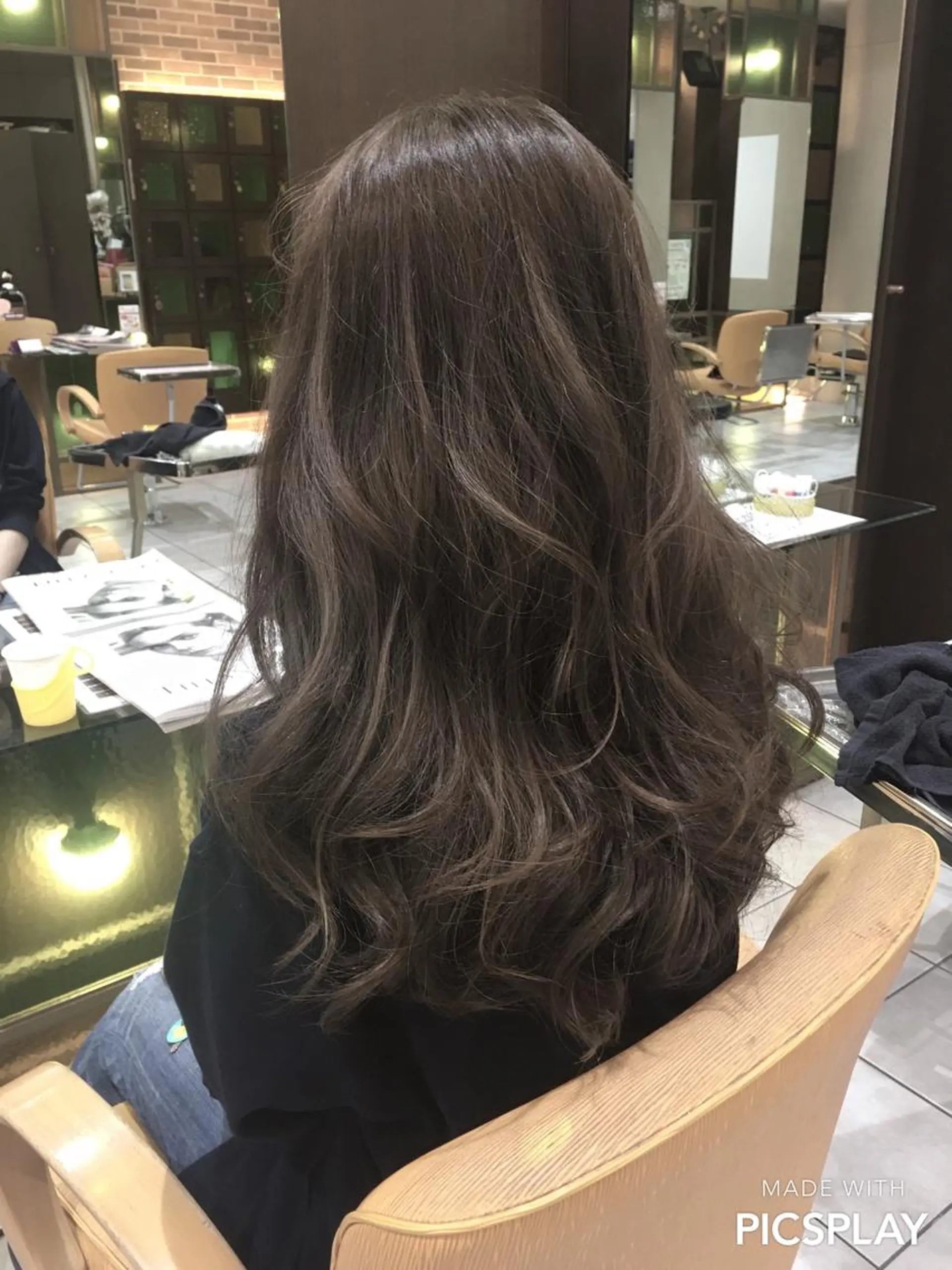 ロング カラー バレイヤージュ レイヤーカット カット パーマ Blossom大塚 ディレクター永野のヘアスタイル