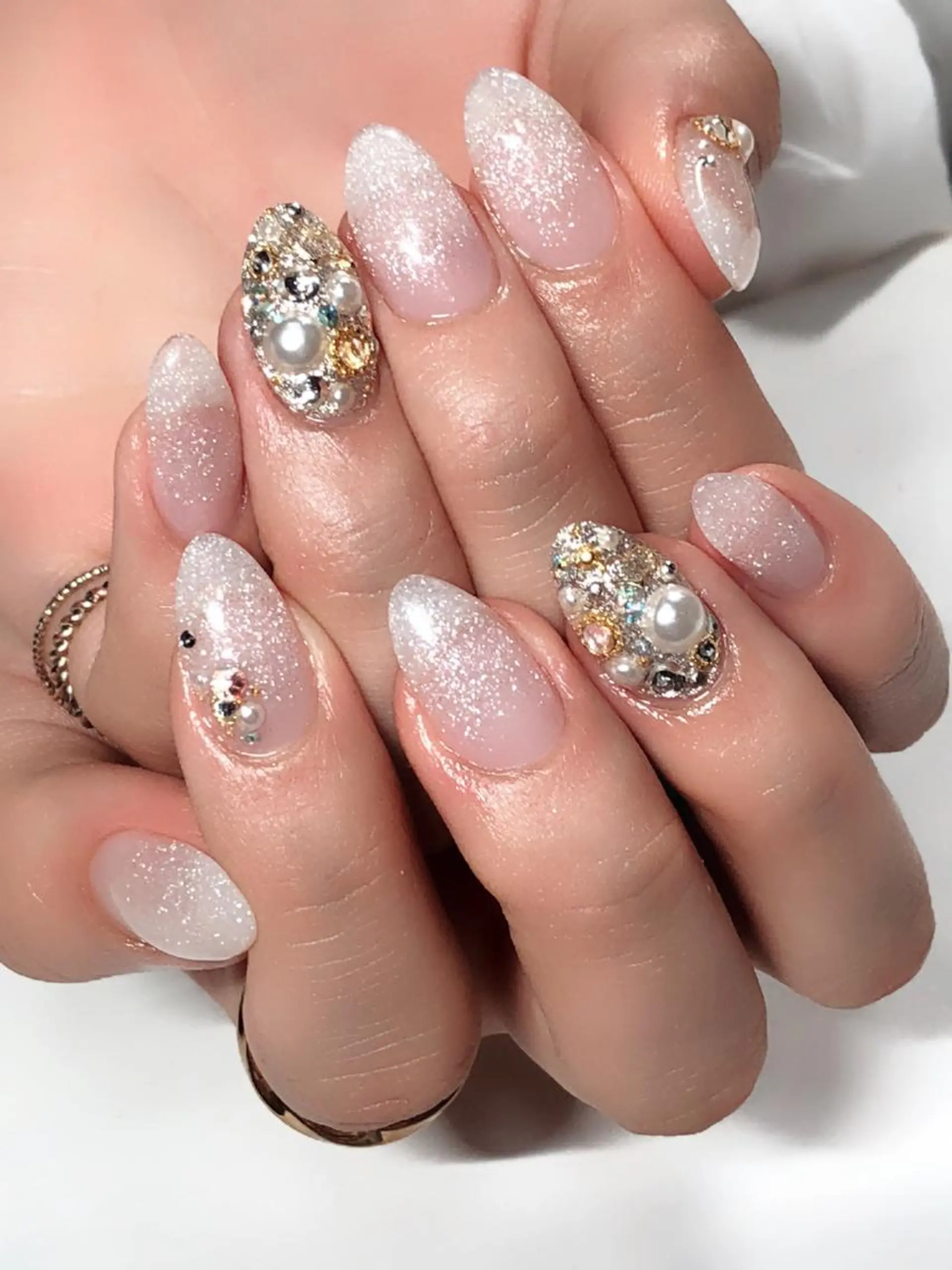 ネイル アートネイル ジェルネイル スカルプネイル ストーンネイル ハンドネイル atelier la vita所属・lavita. mimuraのネイルデザイン