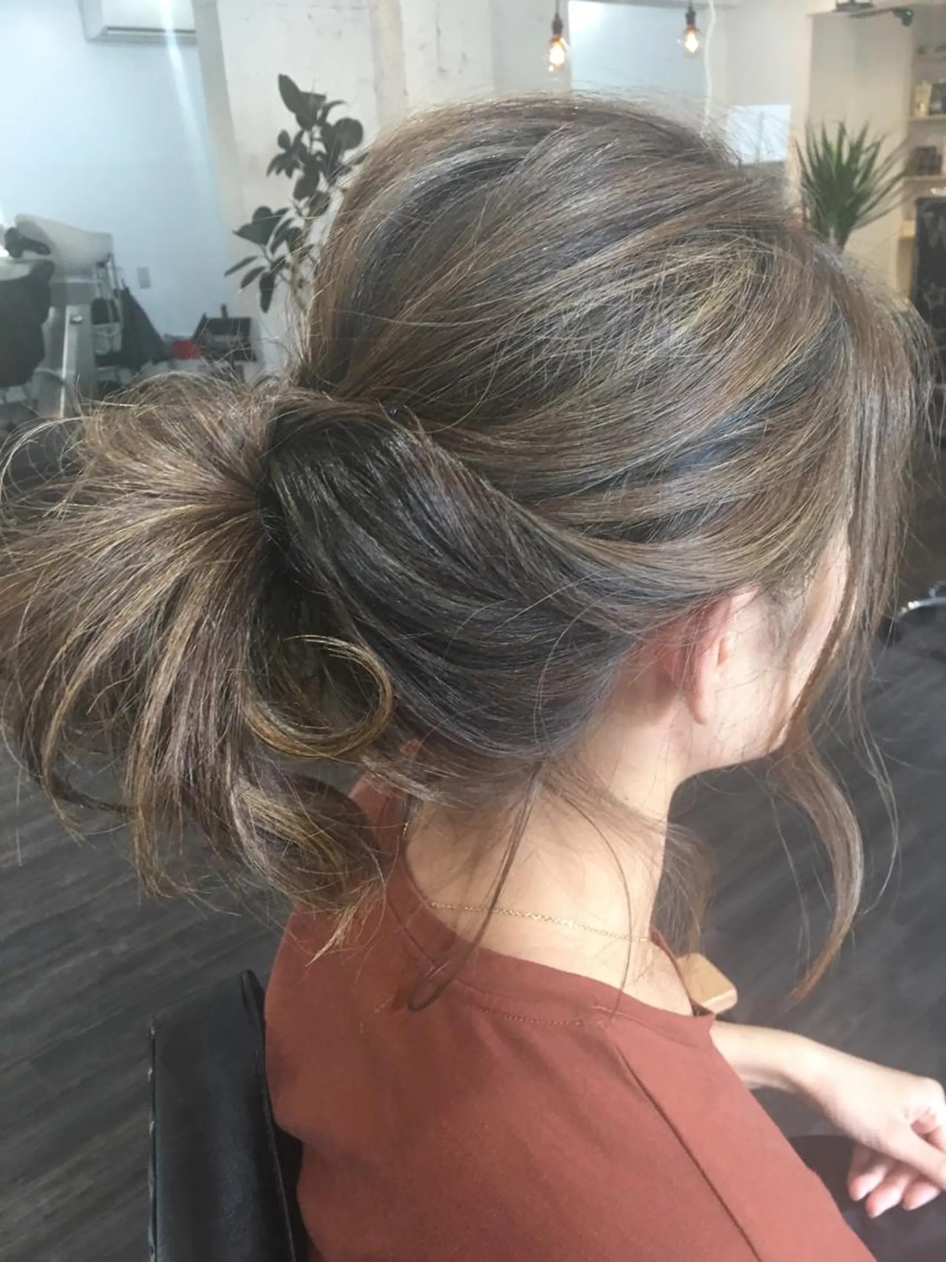 ミディアム カラー ヘアアレンジ 鶴見 和美のヘアスタイル