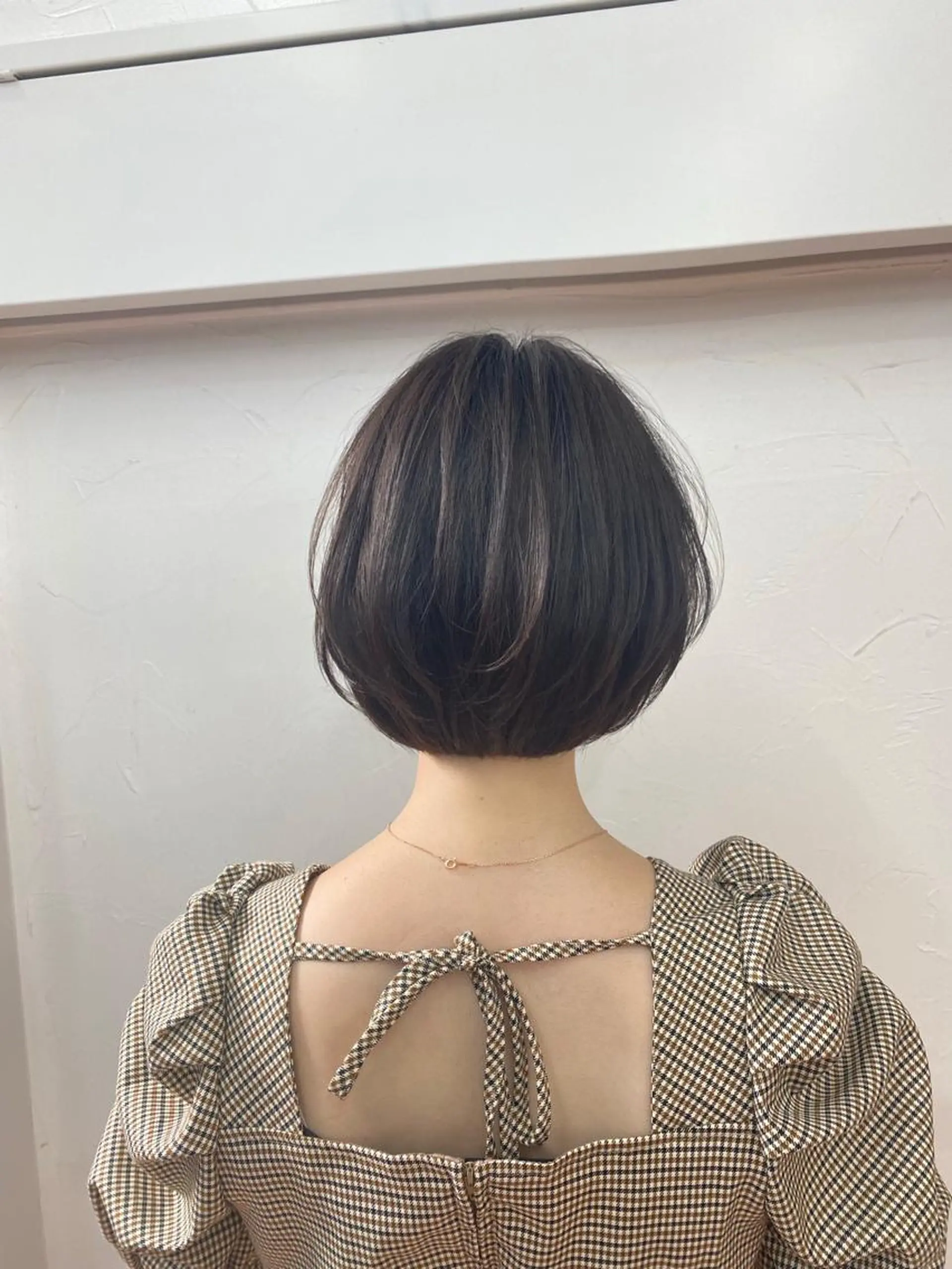 ショート 前下がりボブ ボブ ショート/レイヤー カット/服部タカノリのヘアスタイル