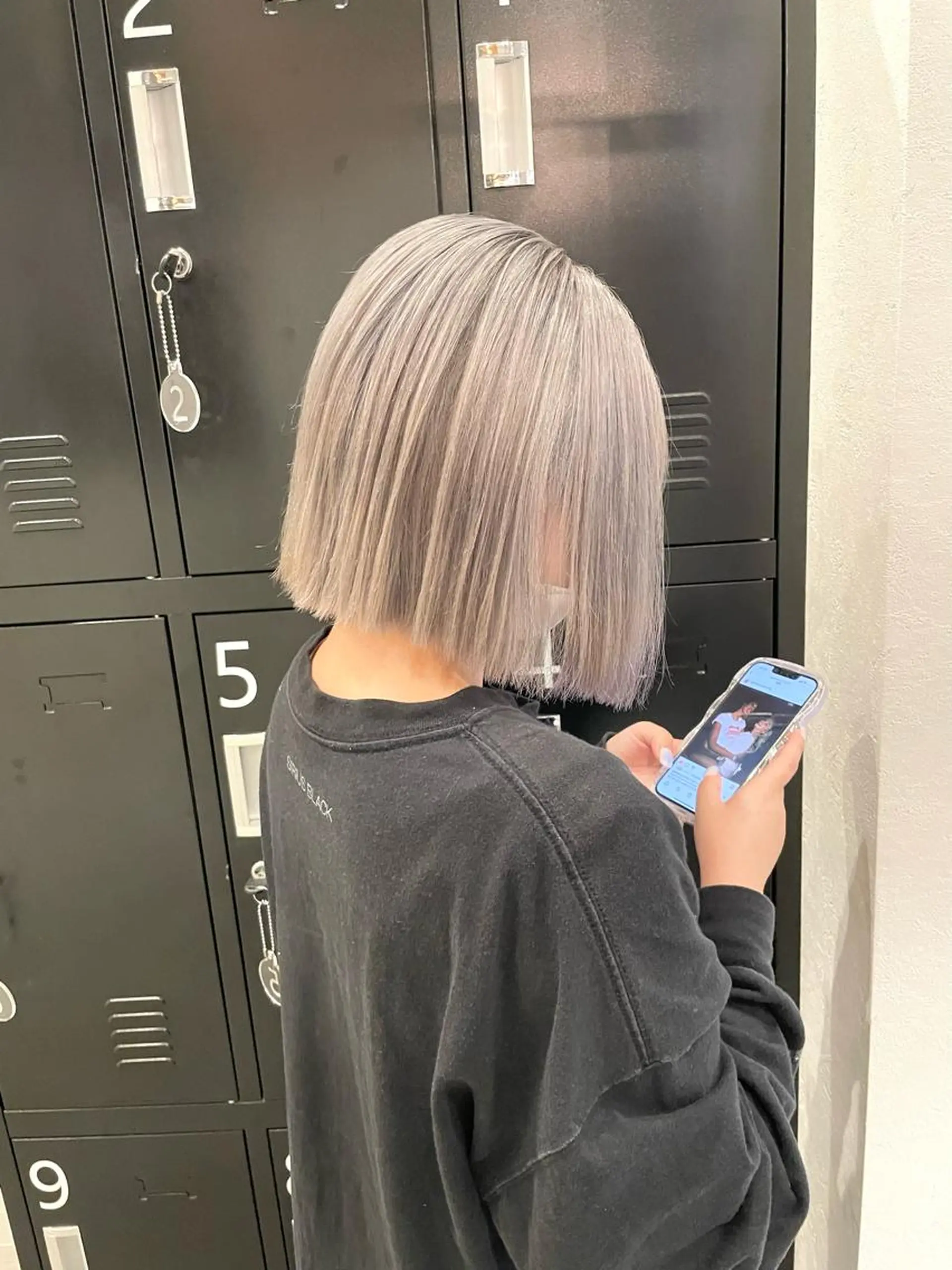 ショート カラー 田中   麗彩也のヘアスタイル
