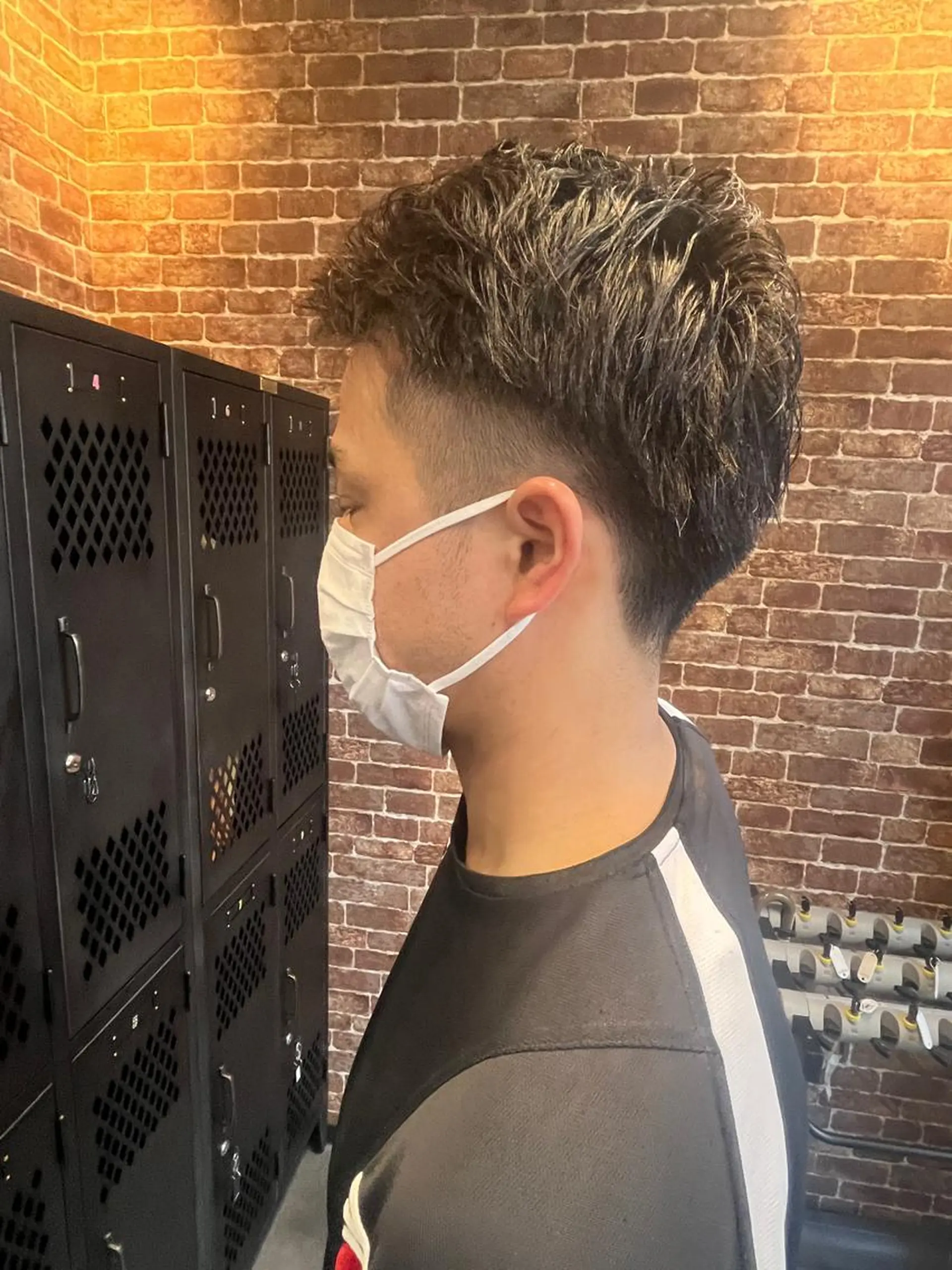 カラー パーマ ヘアアレンジ メンズ キッズ ネイル マツエク・マツパ アイブロウ メンズブリーチ メンズハイライト メンズインナーカラー メンズ韓国風 ブリーチ カット パーマ 久木原 ゆりのヘアスタイル