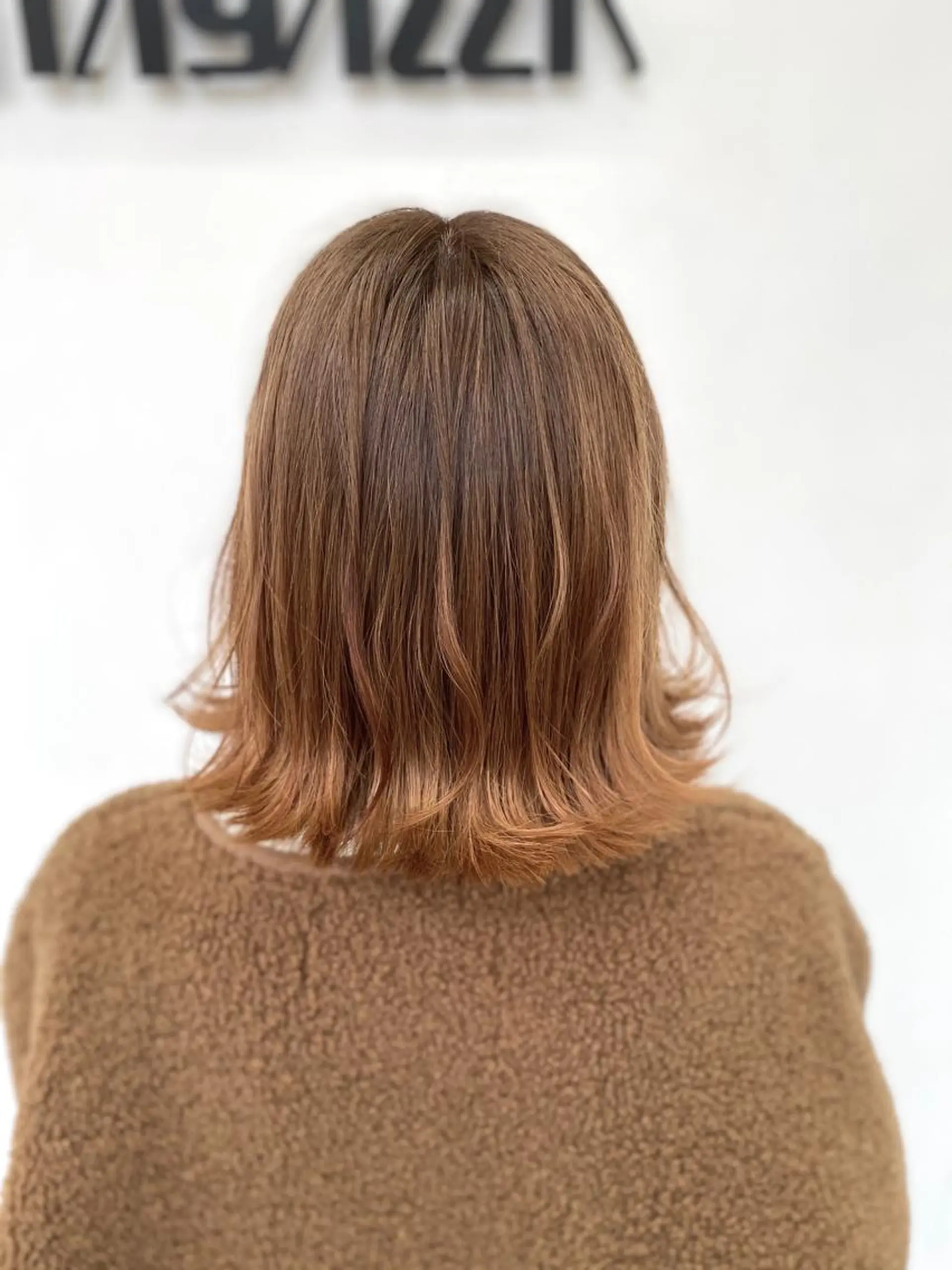 ショート カラー 東條 克義のヘアスタイル