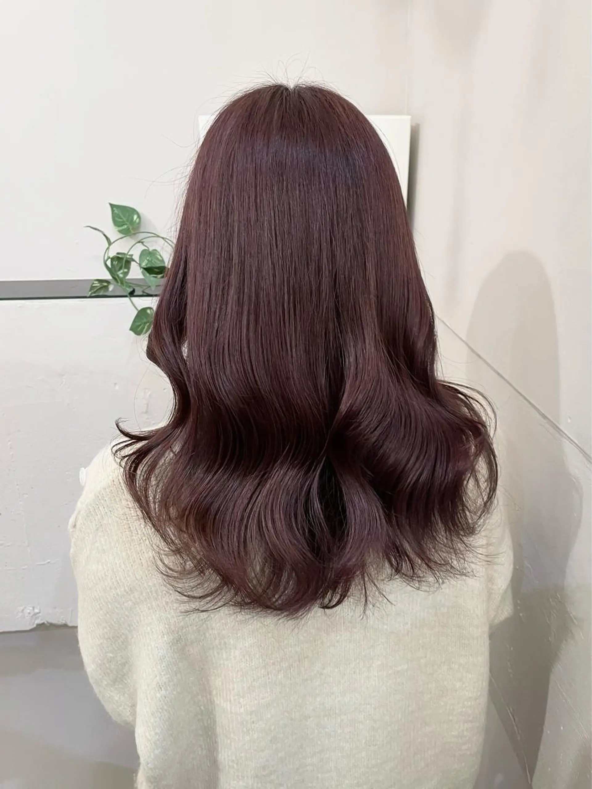 セミロング カラー ブラウンカラー 透明感カラー ダークブラウン グレージュ ラベンダーカラー カット ヘアカラー トリートメント 横浜/レイヤーカット /韓国ヘア/佐藤記正のヘアスタイル