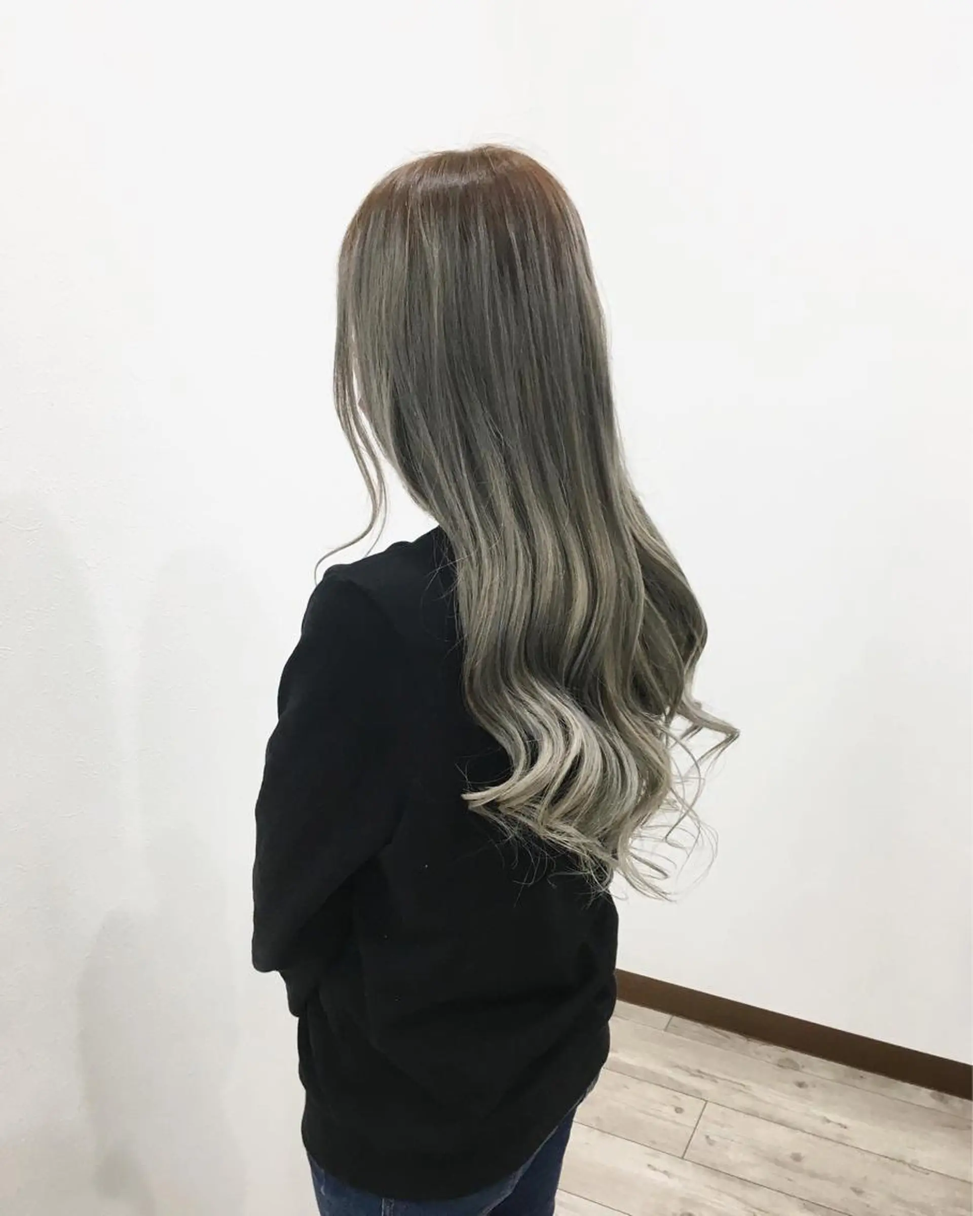 ロング カット ヘアカラー トリートメント 長塚 翔也のヘアスタイル