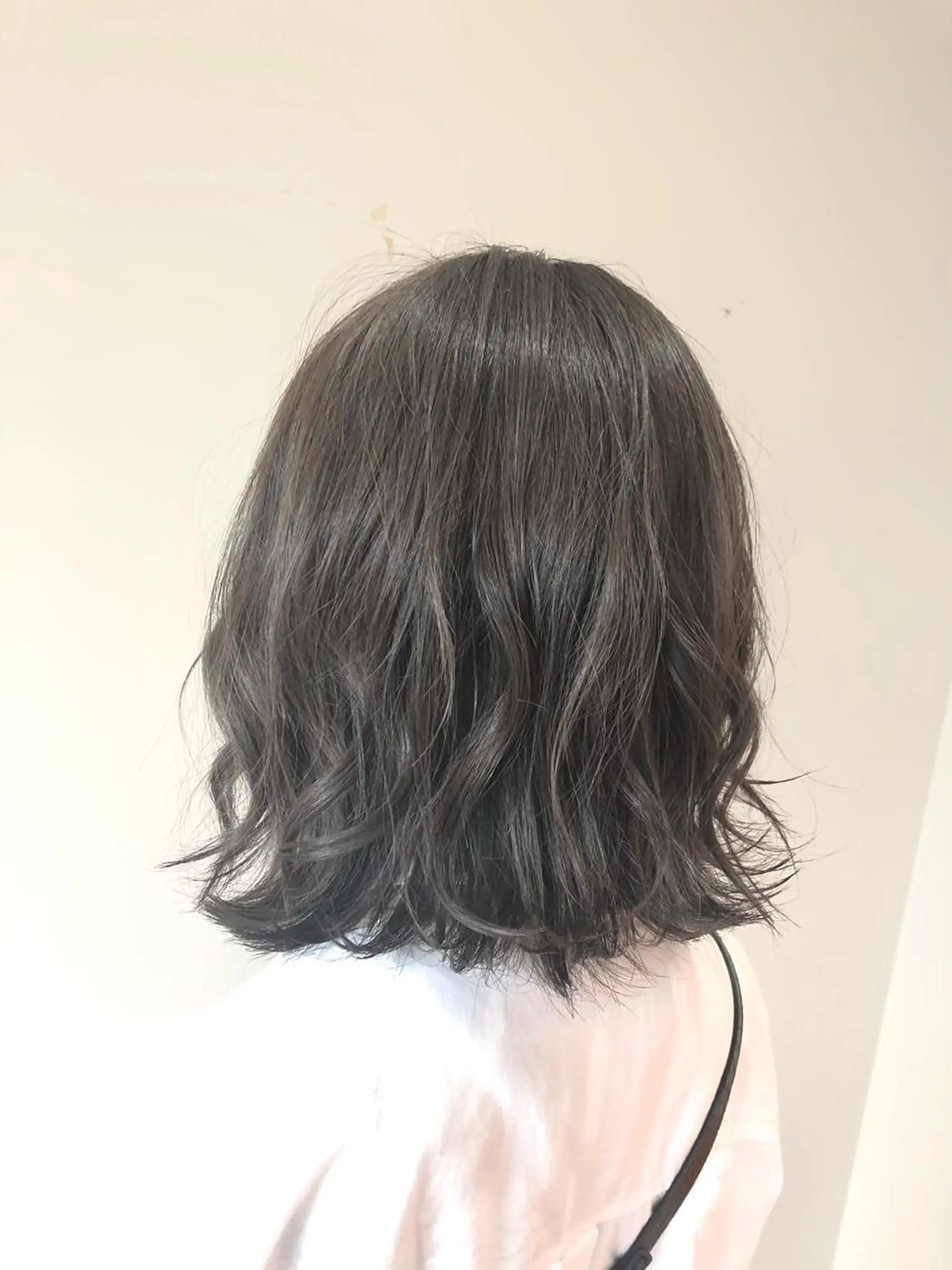 ミディアム カラー OJIMA YUKAのヘアスタイル