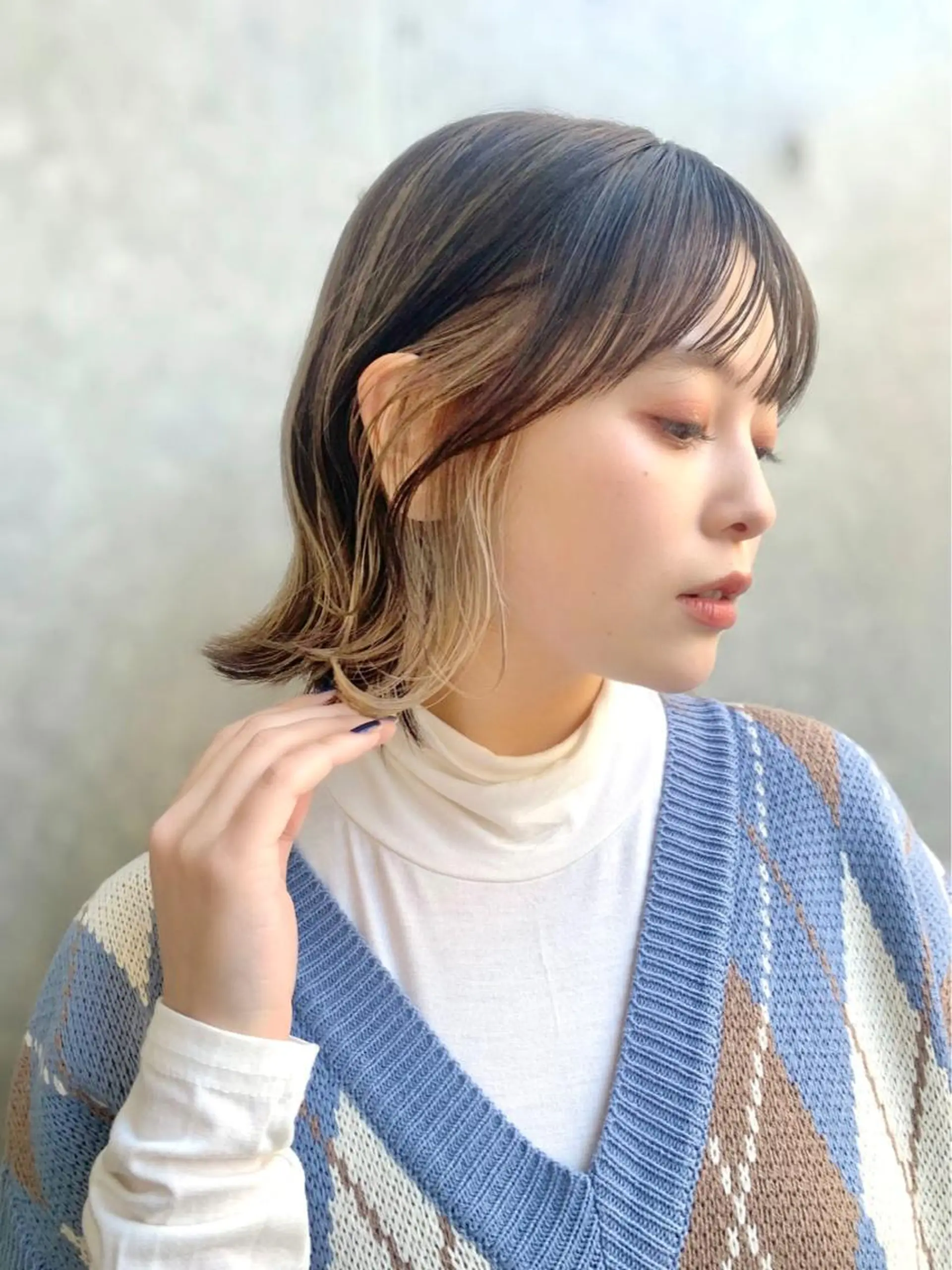 ミディアム カラー ベージュカラー 透明感カラー グレージュ ボブ ヘアカラー トリートメント レイヤー専門家 ダブルカラー修のヘアスタイル