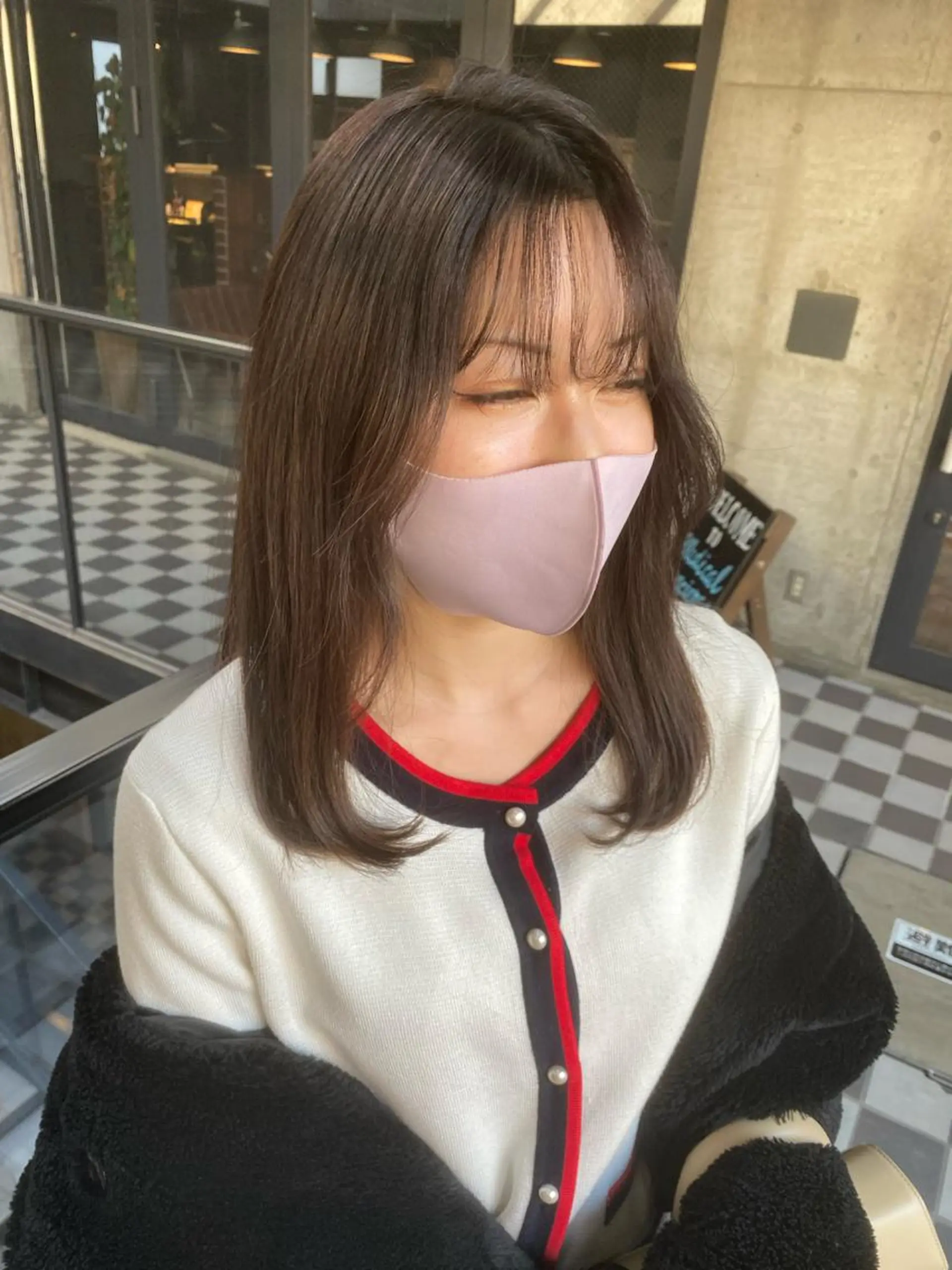 ミディアム カラー 小坂 麻綾のヘアスタイル