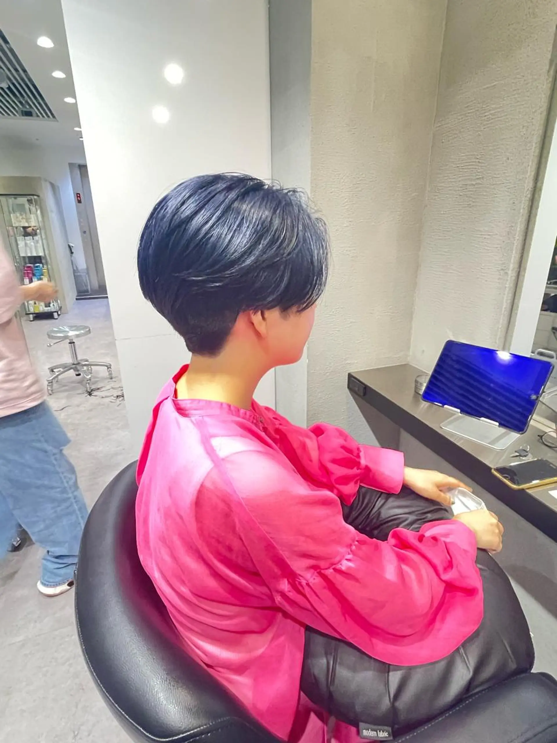 ショート カラー ブルーカラー ネイビーカラー 🌈ウルトワ水素 髪質改善naru🌈のヘアスタイル