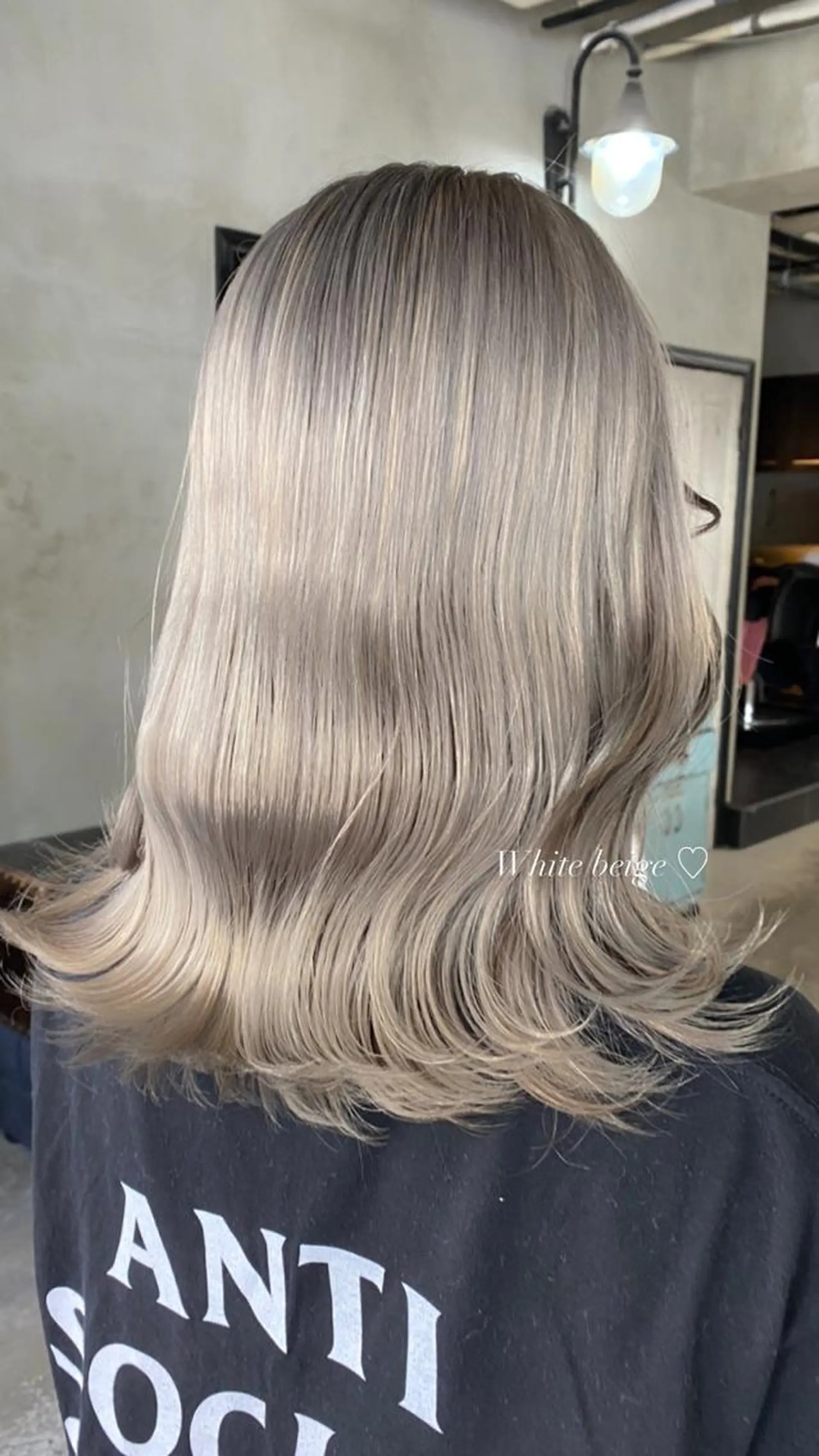 ミディアム 韓国レイヤー/透明感 カラー🦋mioのヘアスタイル