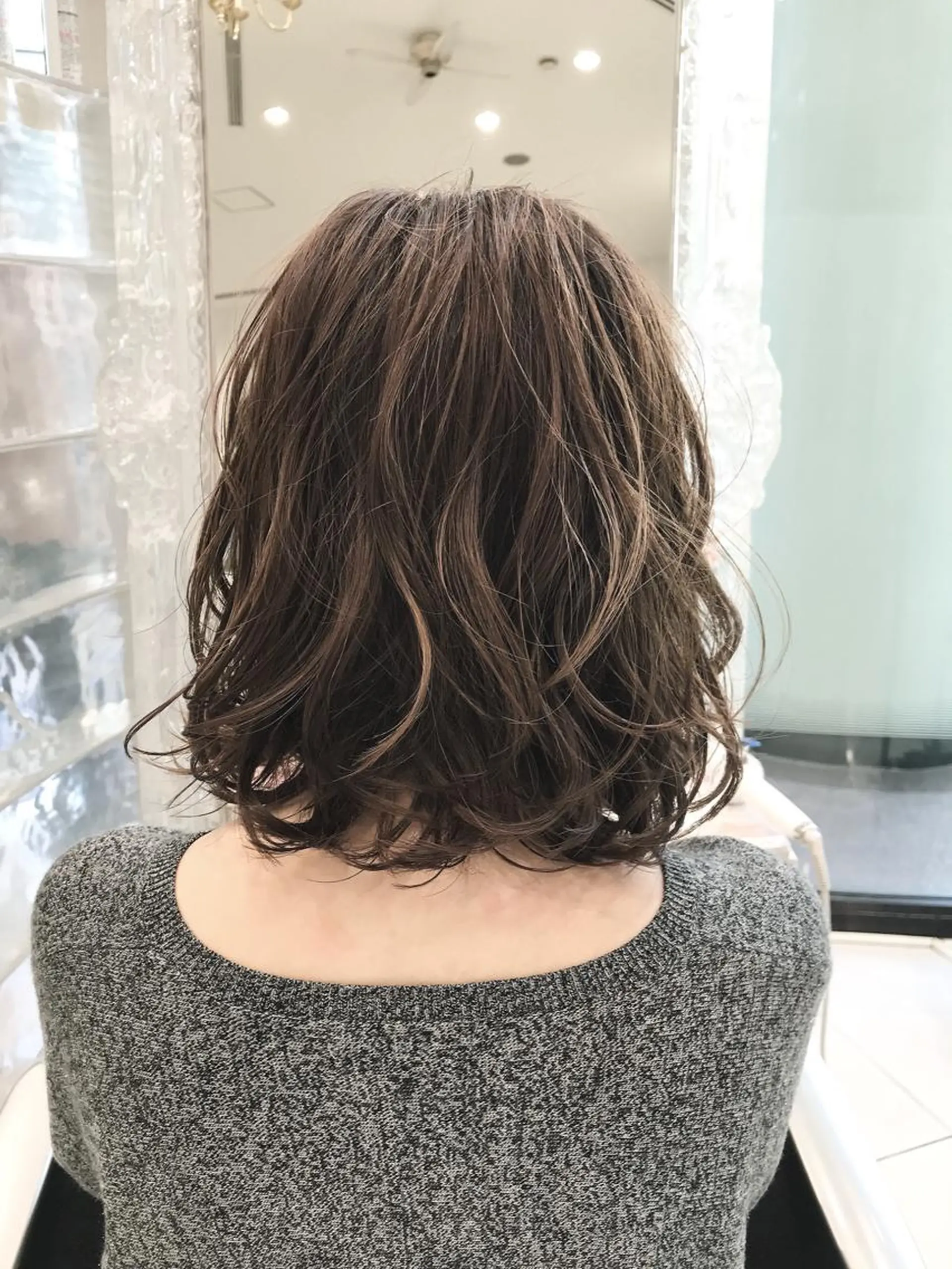 ミディアム カラー ヘアカラー トリートメント 田中 慎也のヘアスタイル