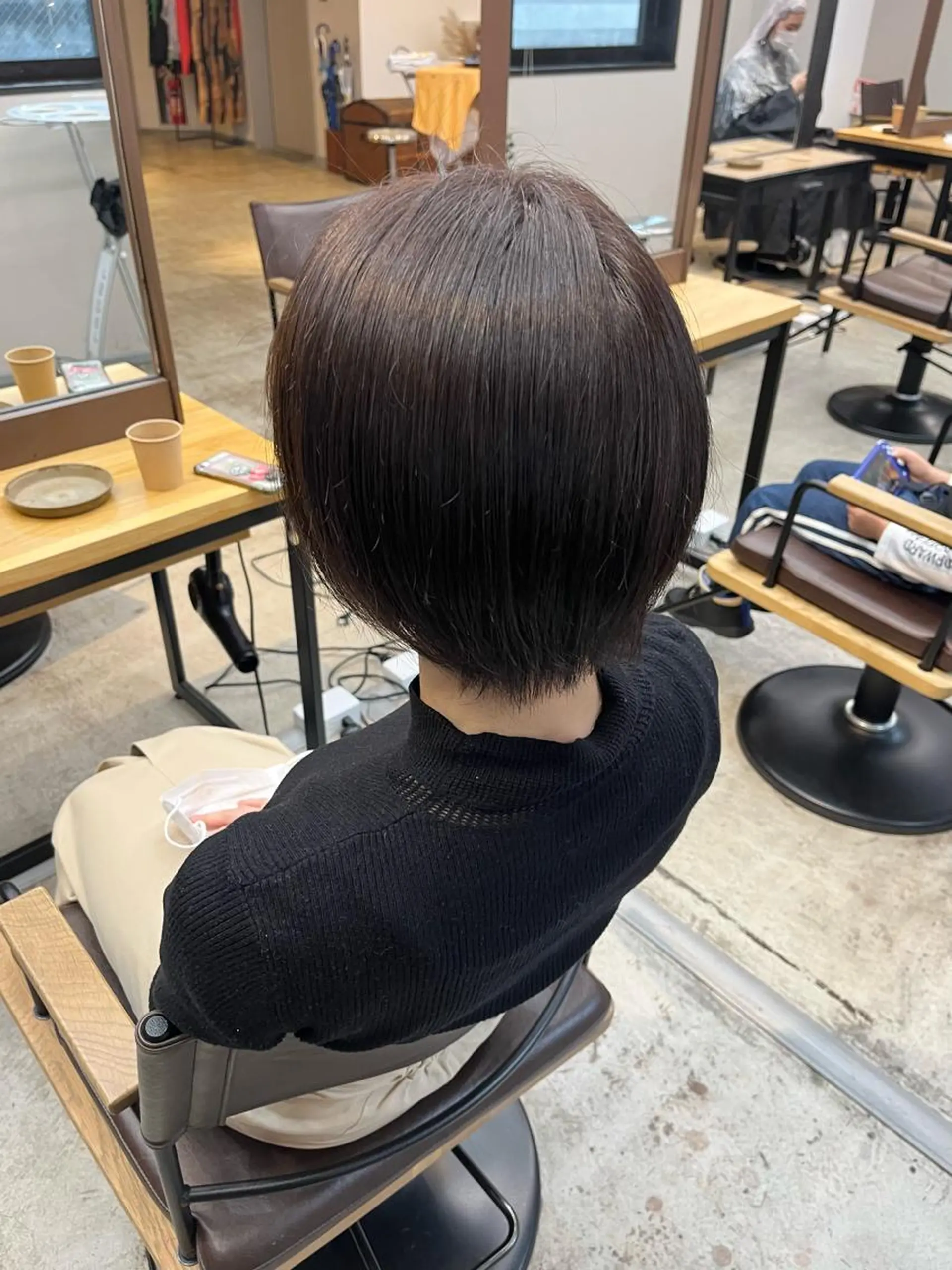 ショート カラー ブリーチ 透明感カラー ラベンダーカラー ブリーチなしカラー カット ヘアカラー トリートメント 🩷ハイトーン透明感 レイヤー🩷ユリカのヘアスタイル