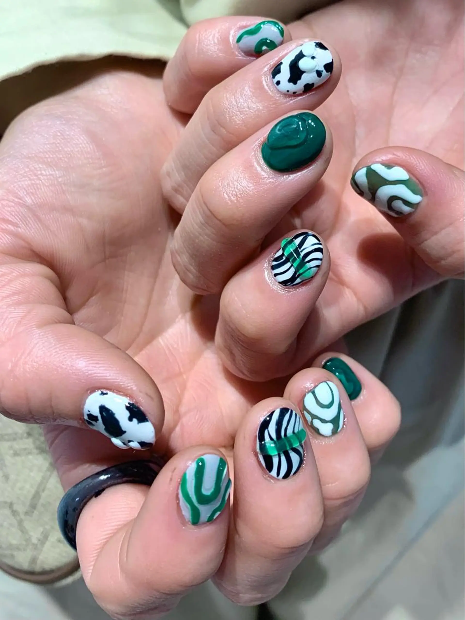 ネイル ぷっくりネイル ハンドネイル Kureha/ネイル トレンドヘアのマツエク・マツパデザイン