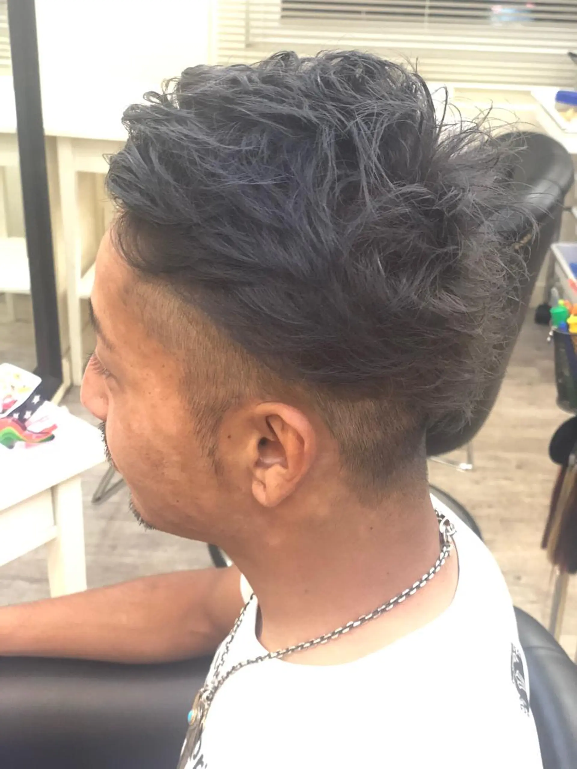 ショート カラー メンズ ダブルカラー ヘアカラー 鶴見 和美のヘアスタイル