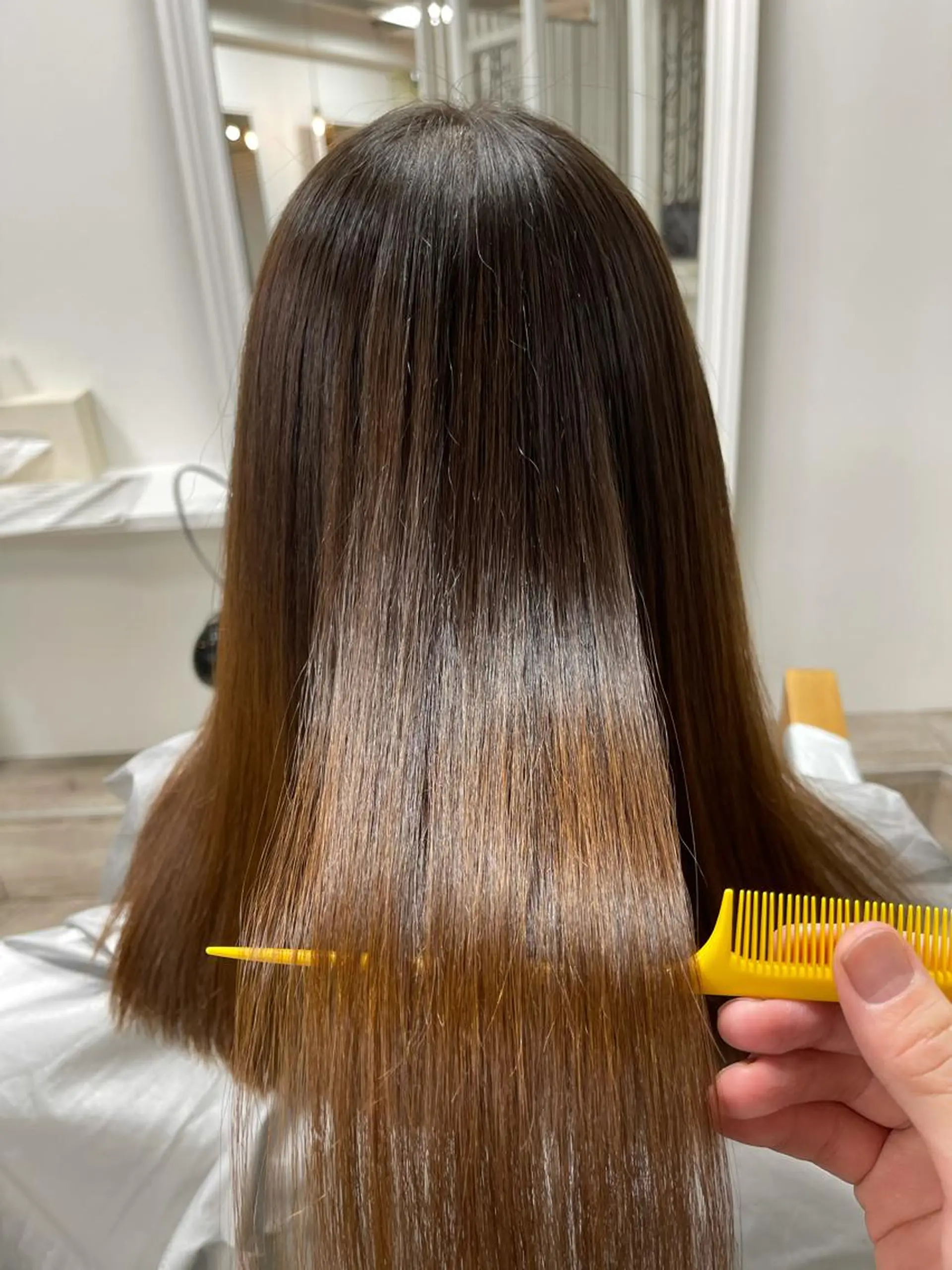 ミディアム パーマ 酸性ストレート ストレートパーマ カット 縮毛矯正 トリートメント 川崎 龍馬のヘアスタイル