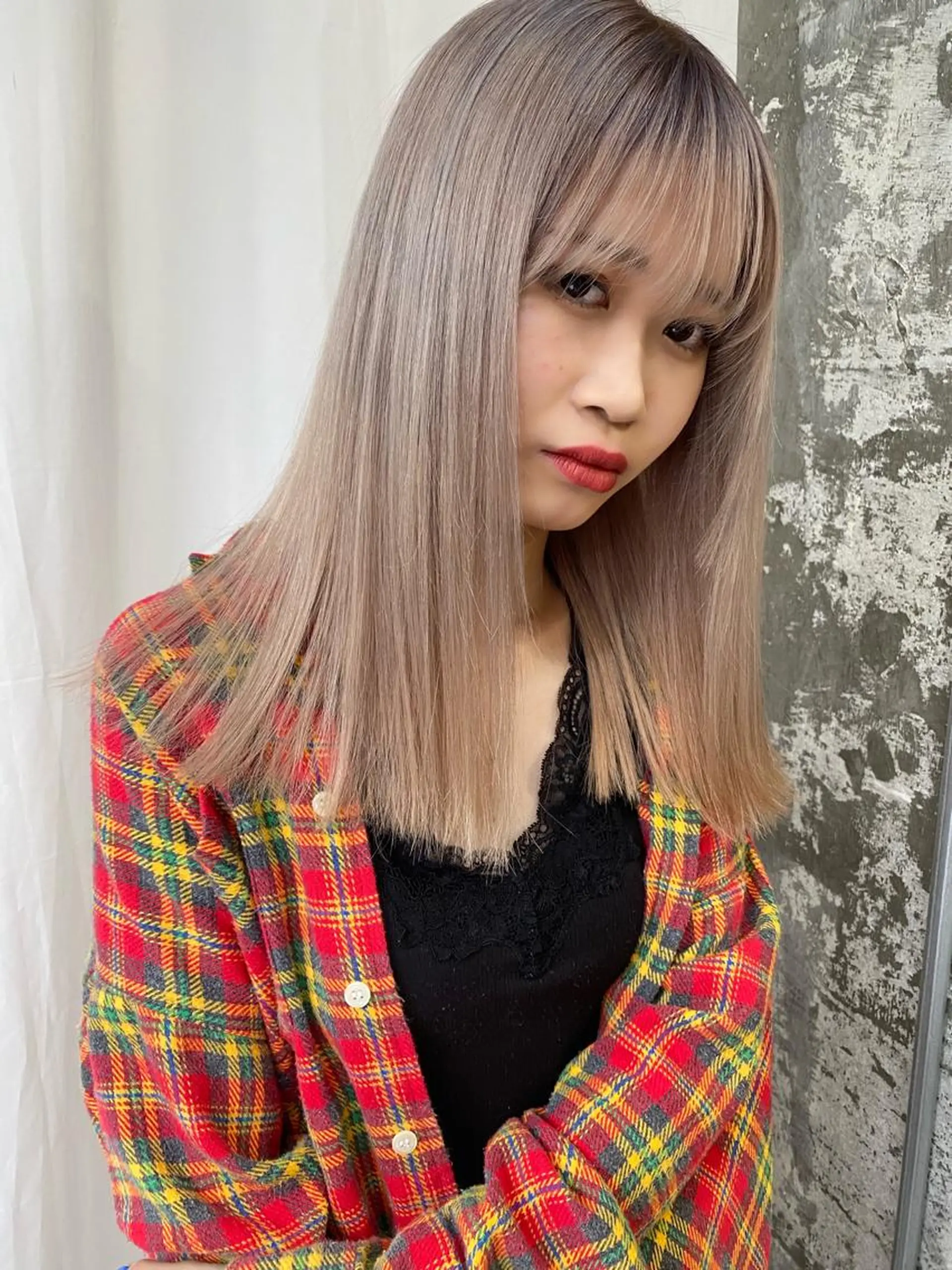 セミロング カラー ブリーチ ケアブリーチ ハイトーンカラー Pia ツボイ ケイタのヘアスタイル