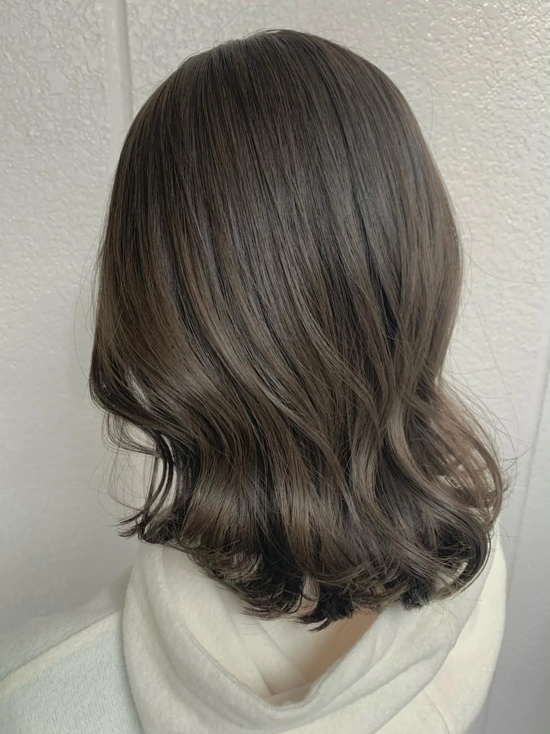 ミディアム カラー ベージュカラー 💎赤み消しカラー 特化型デザイナー💎のヘアスタイル