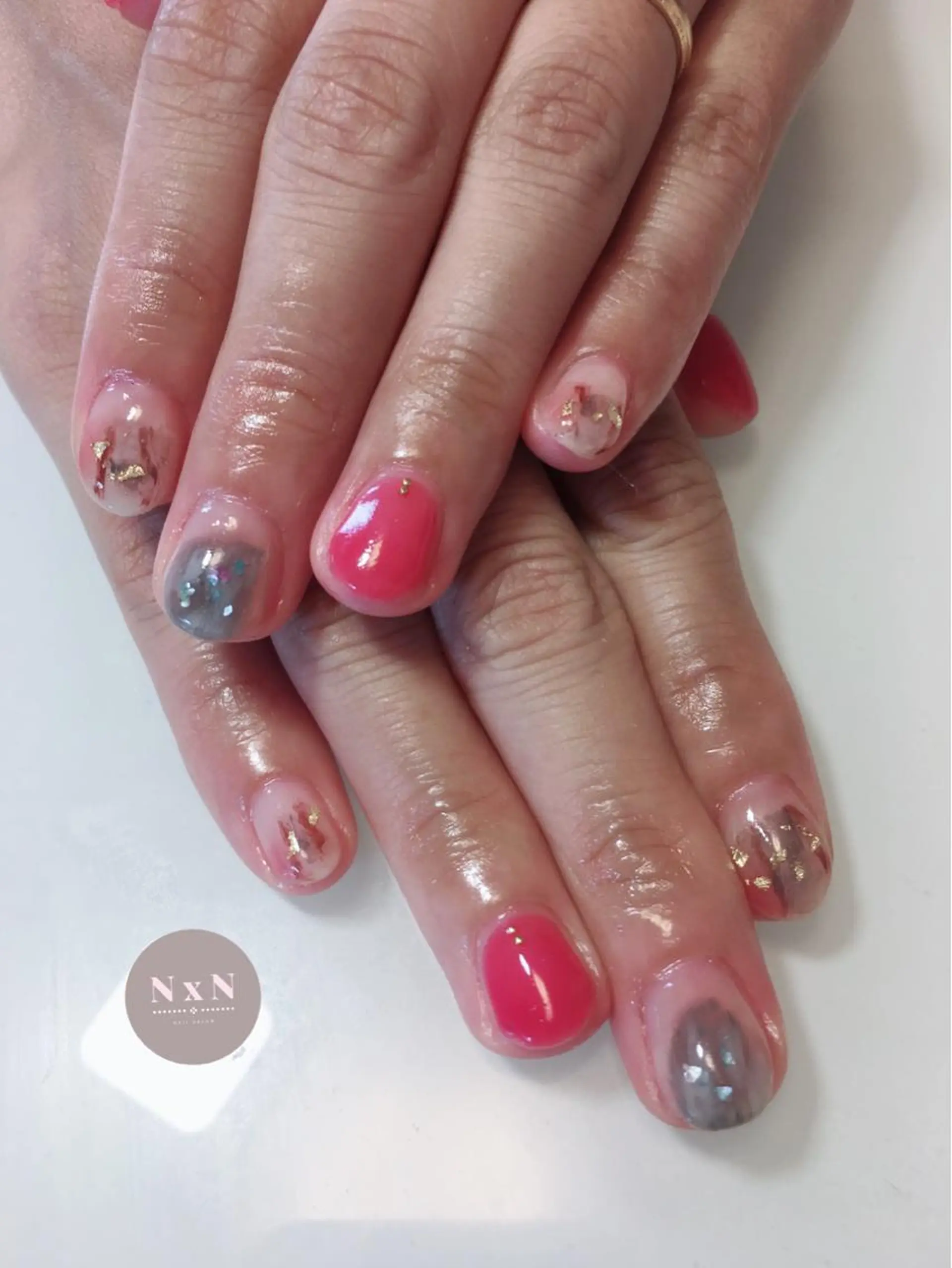 ネイル ジェルネイル ニュアンスネイル ぷっくりネイル 赤色 nail salon N×Nのネイルデザイン
