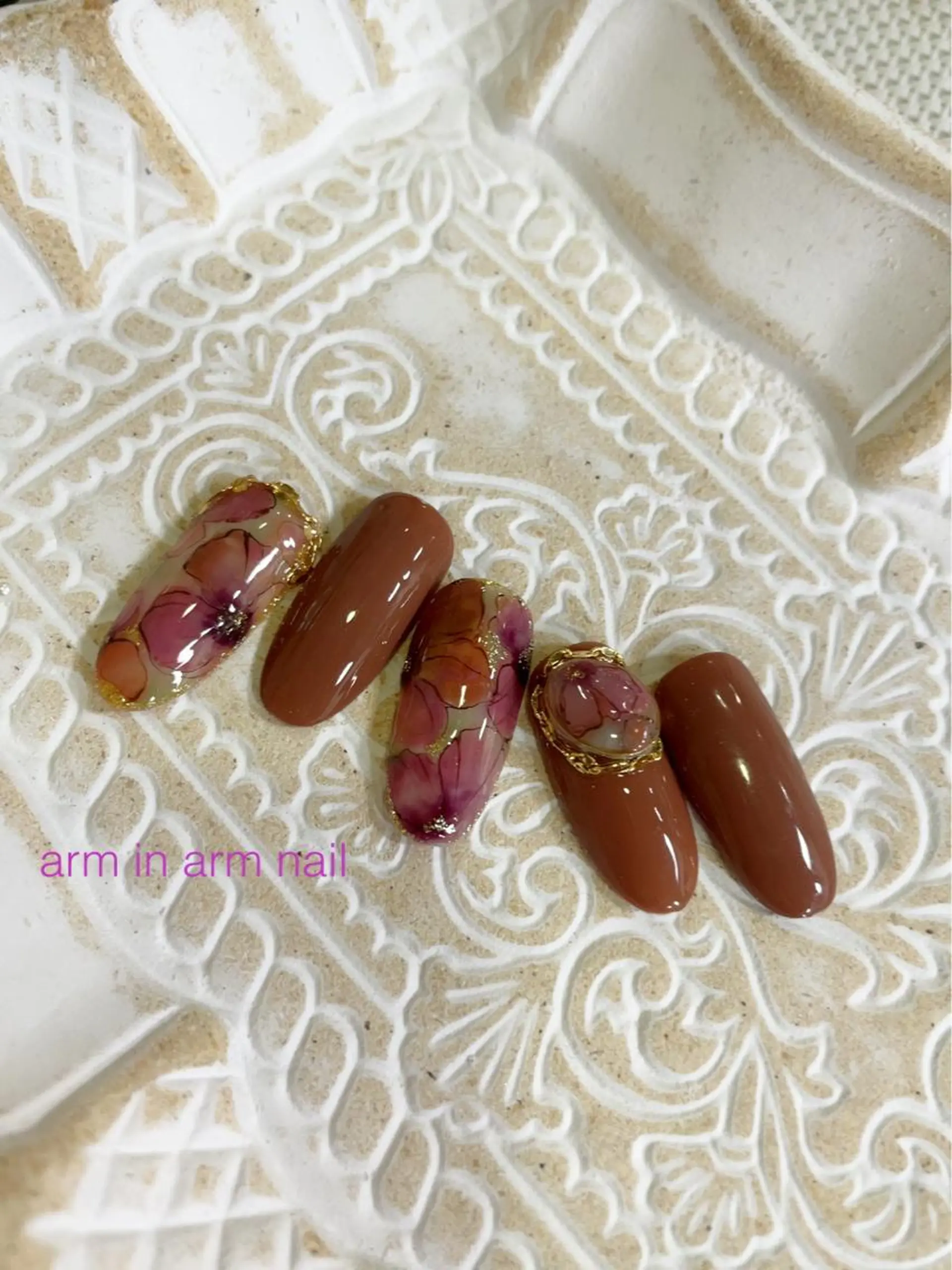 ネイル arm in arm ︎✿Yamamotoのマツエク・マツパデザイン