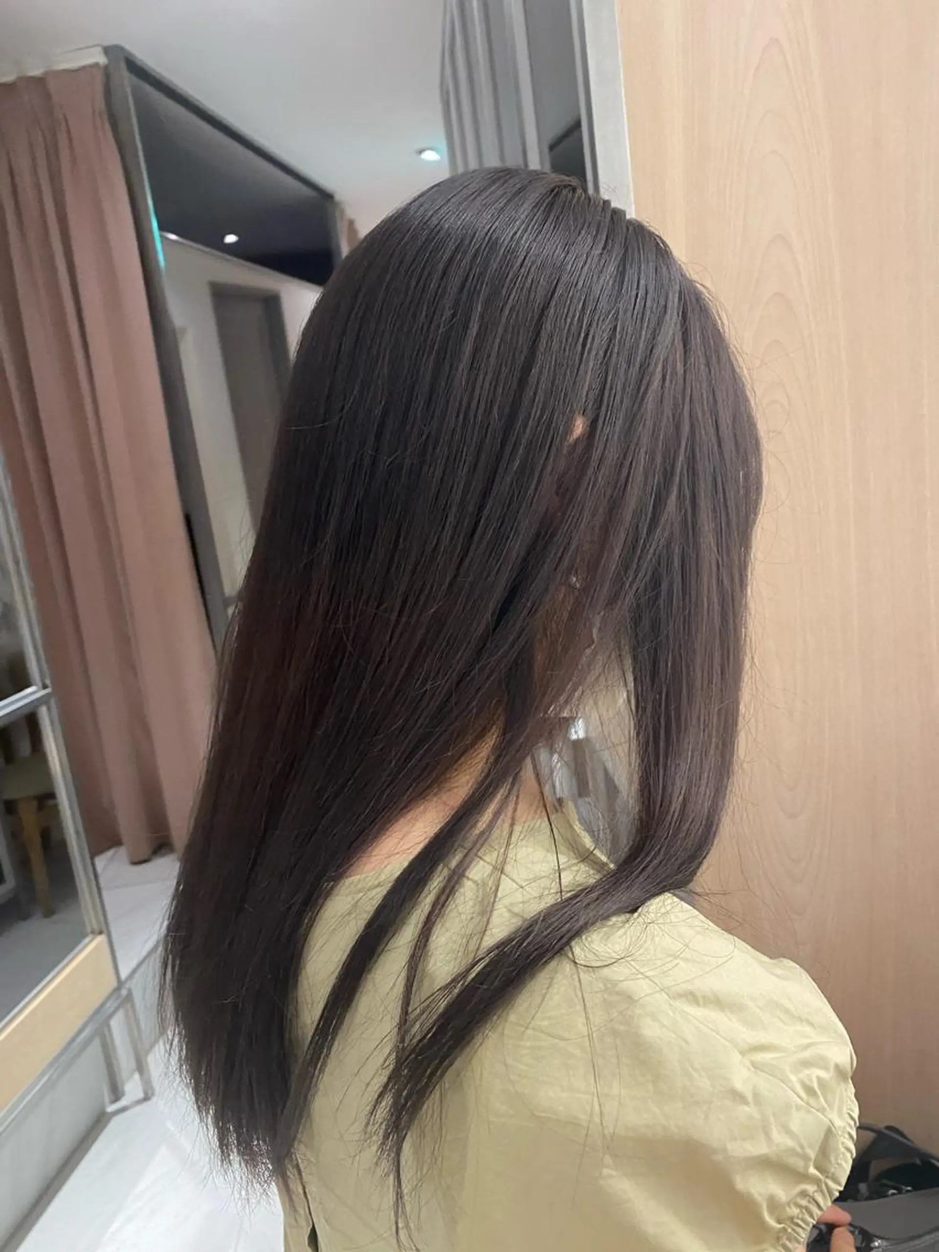 ロング カラー 艶髪/ダークトーン 🩶丸山日向のヘアスタイル