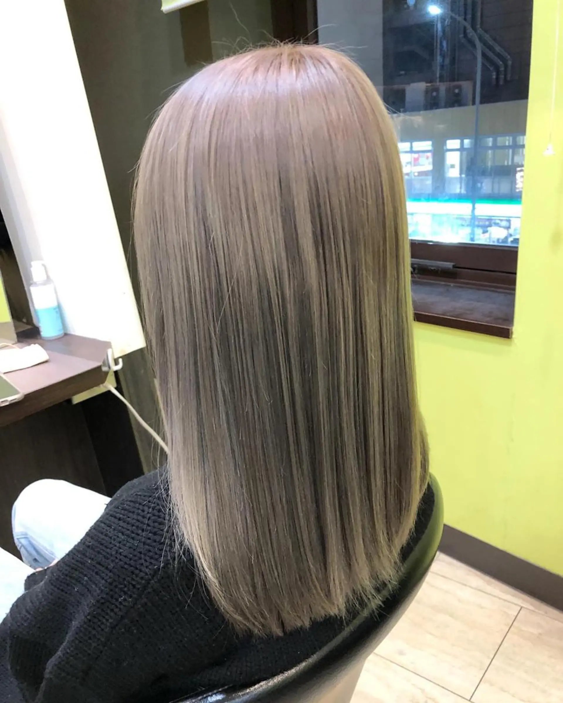 ショート カラー パーマ ヘアアレンジ メンズ メンズバレイヤージュ メンズブリーチ メンズハイライト メンズハイトーン メンズインナーカラー yasu ヤスのヘアスタイル