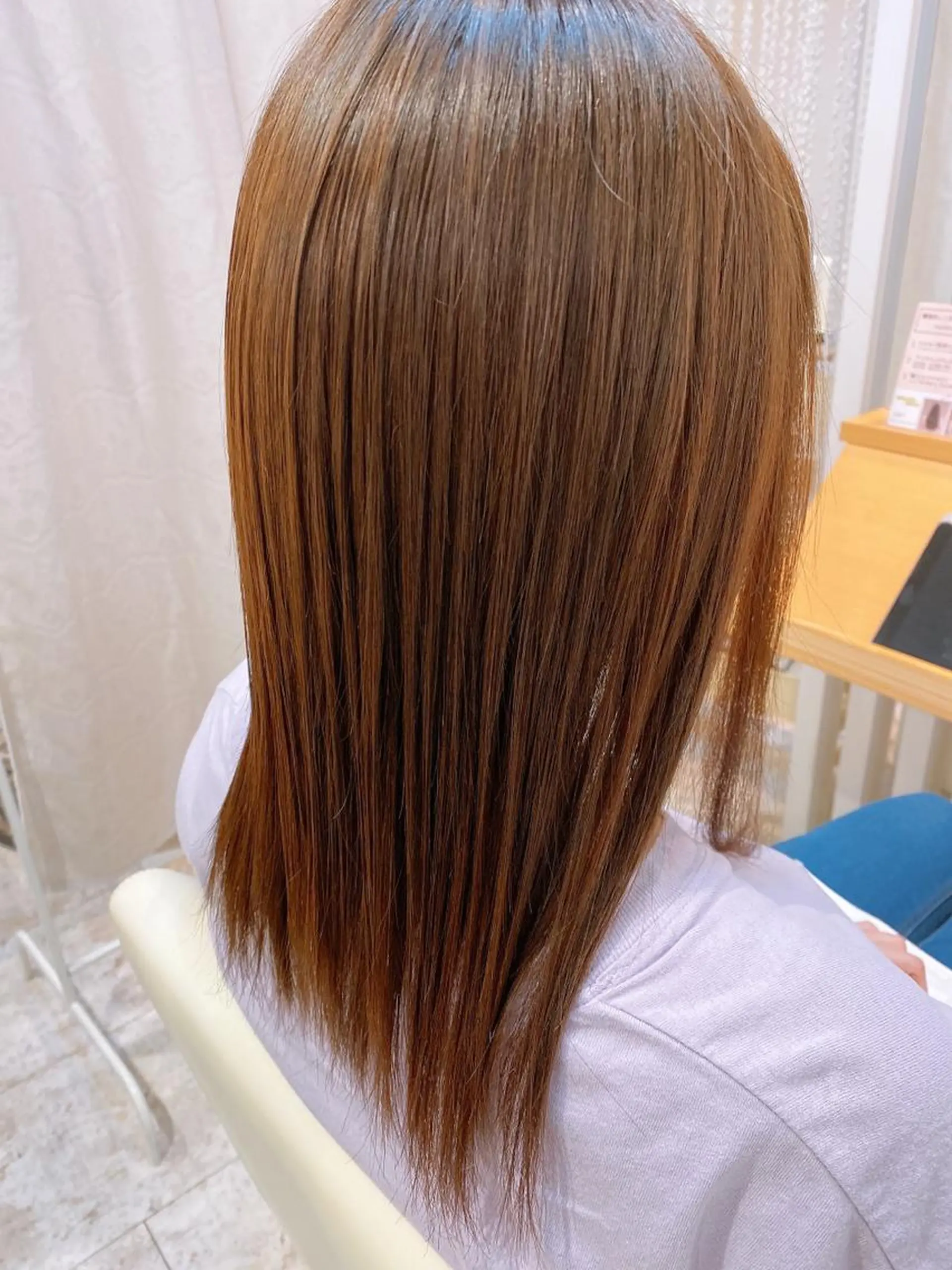 セミロング カラー Design Color🐰アユミのヘアスタイル