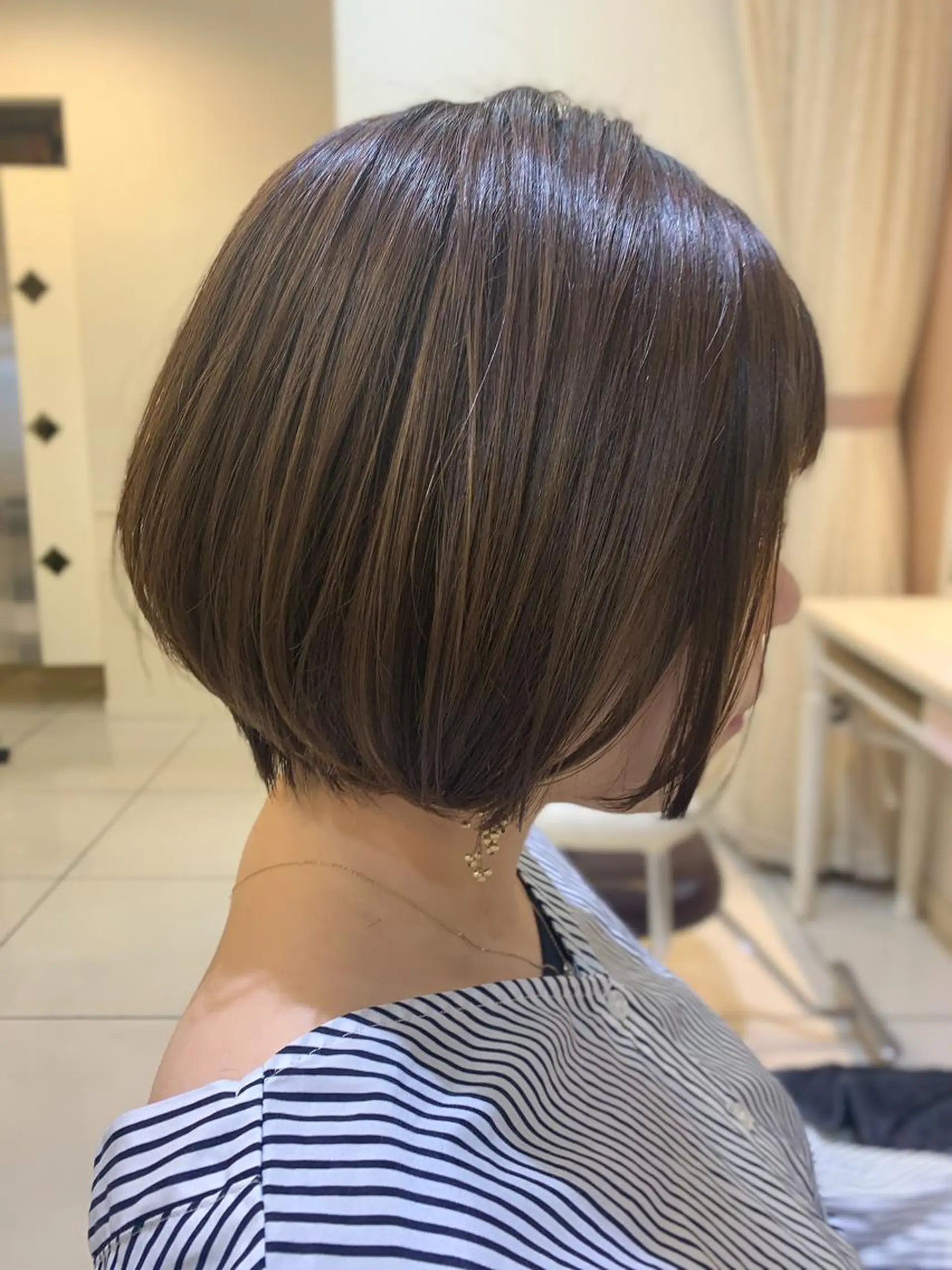 ショート ボブ カット 縮毛矯正 minimo Ash 川越　横田のヘアスタイル