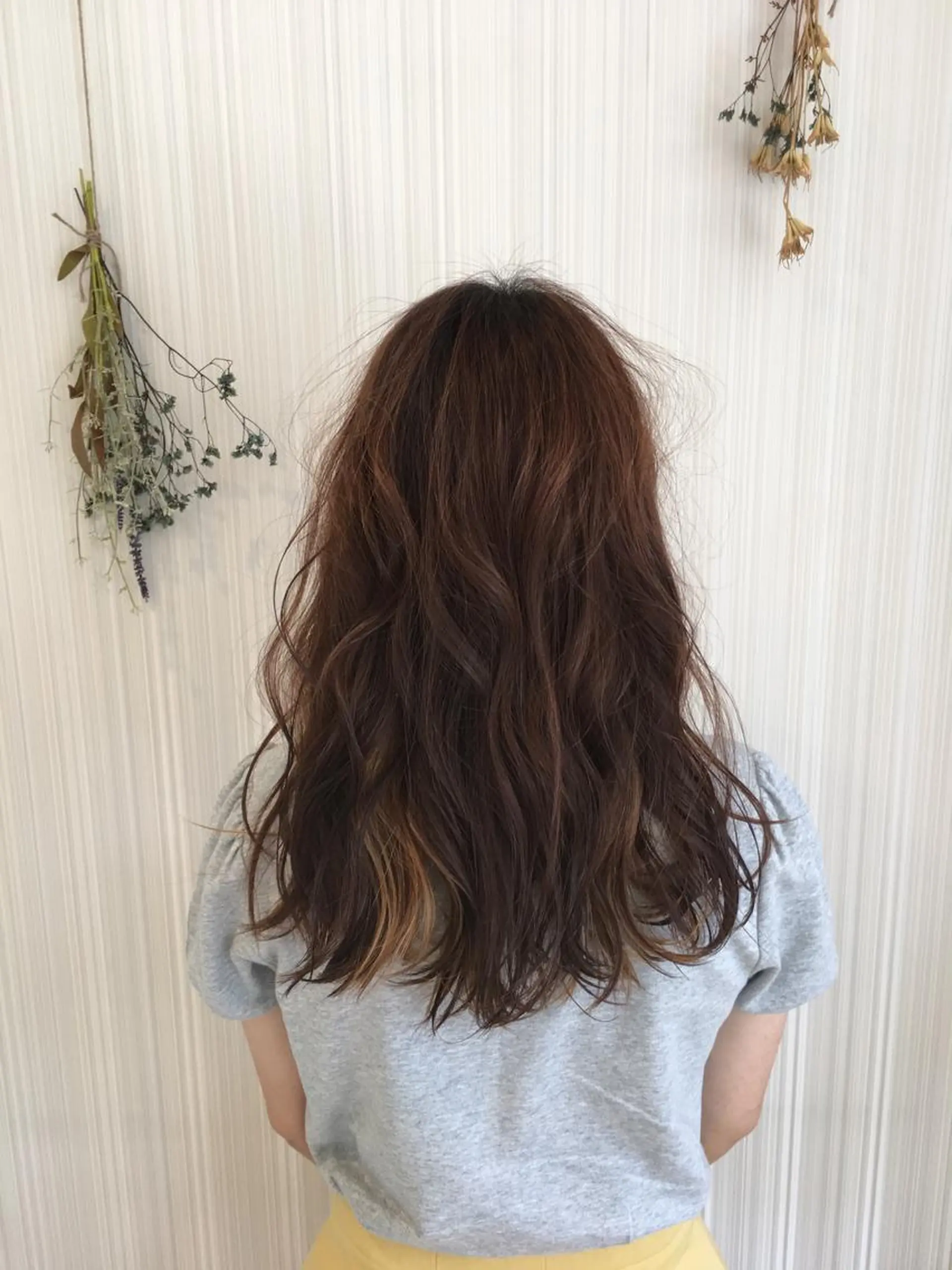 セミロング カラー ブロンド ブラウンカラー ヘアカラー トリートメント ハイトーン/ブリーチ 山崎　悠次のヘアスタイル