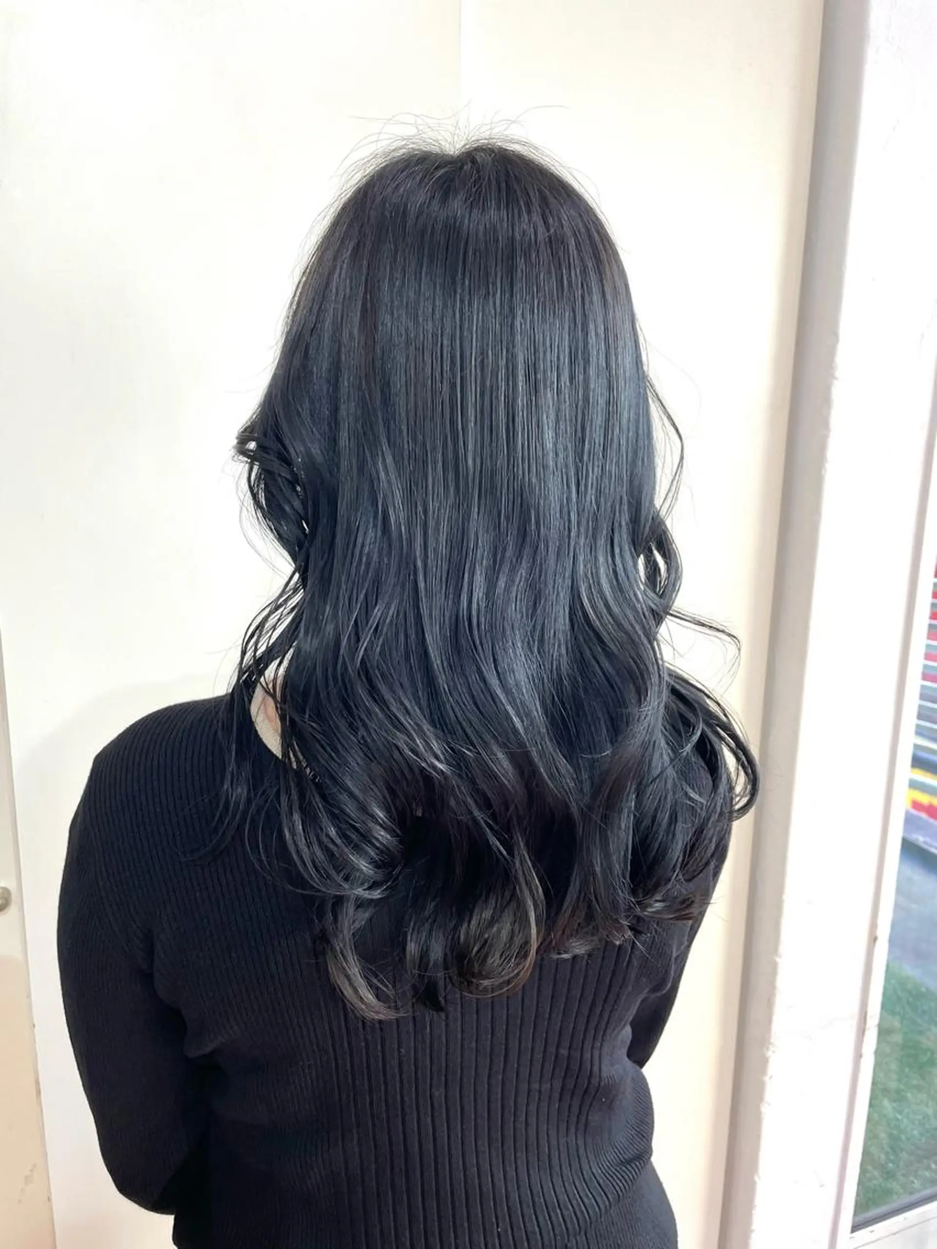 ロング カラー 黒髪 ブルーカラー ブルーブラック 🦋透明感 艶カラー Rie🦋のヘアスタイル