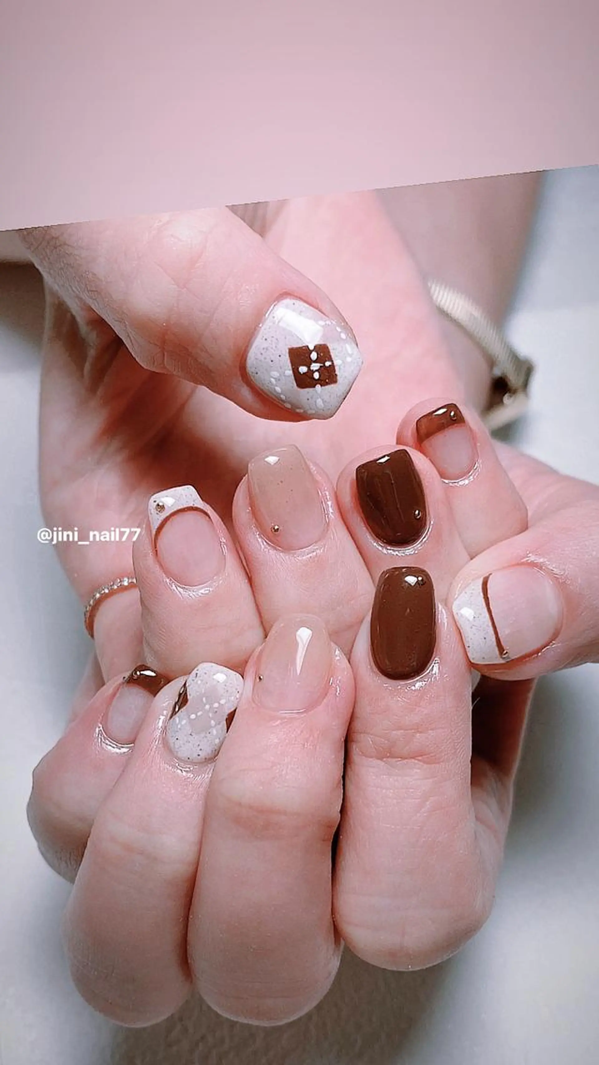 ネイル JINI NAIL所属・ジニ ネイルのネイルデザイン