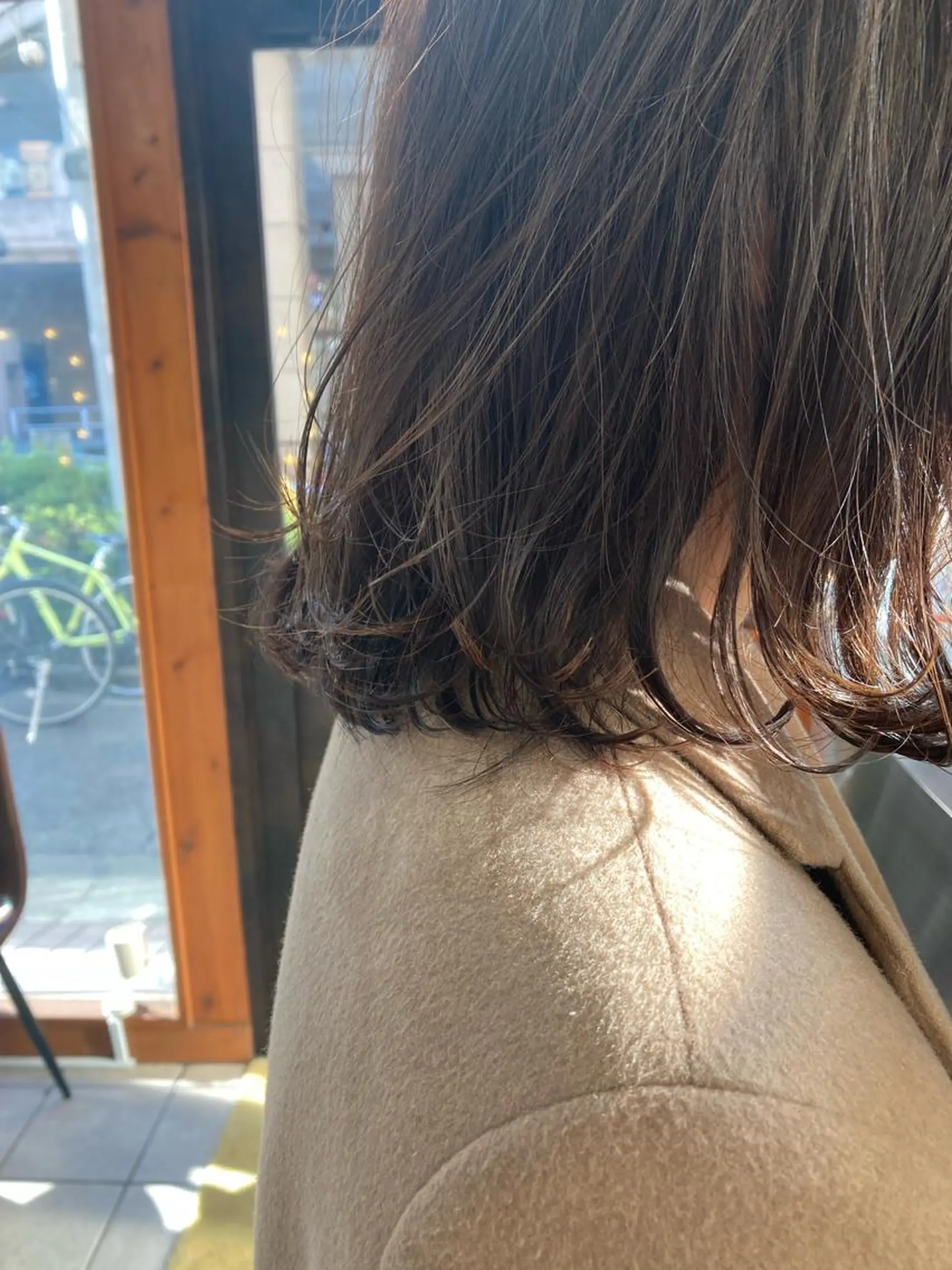 ミディアム カラー 金子 歩実のヘアスタイル