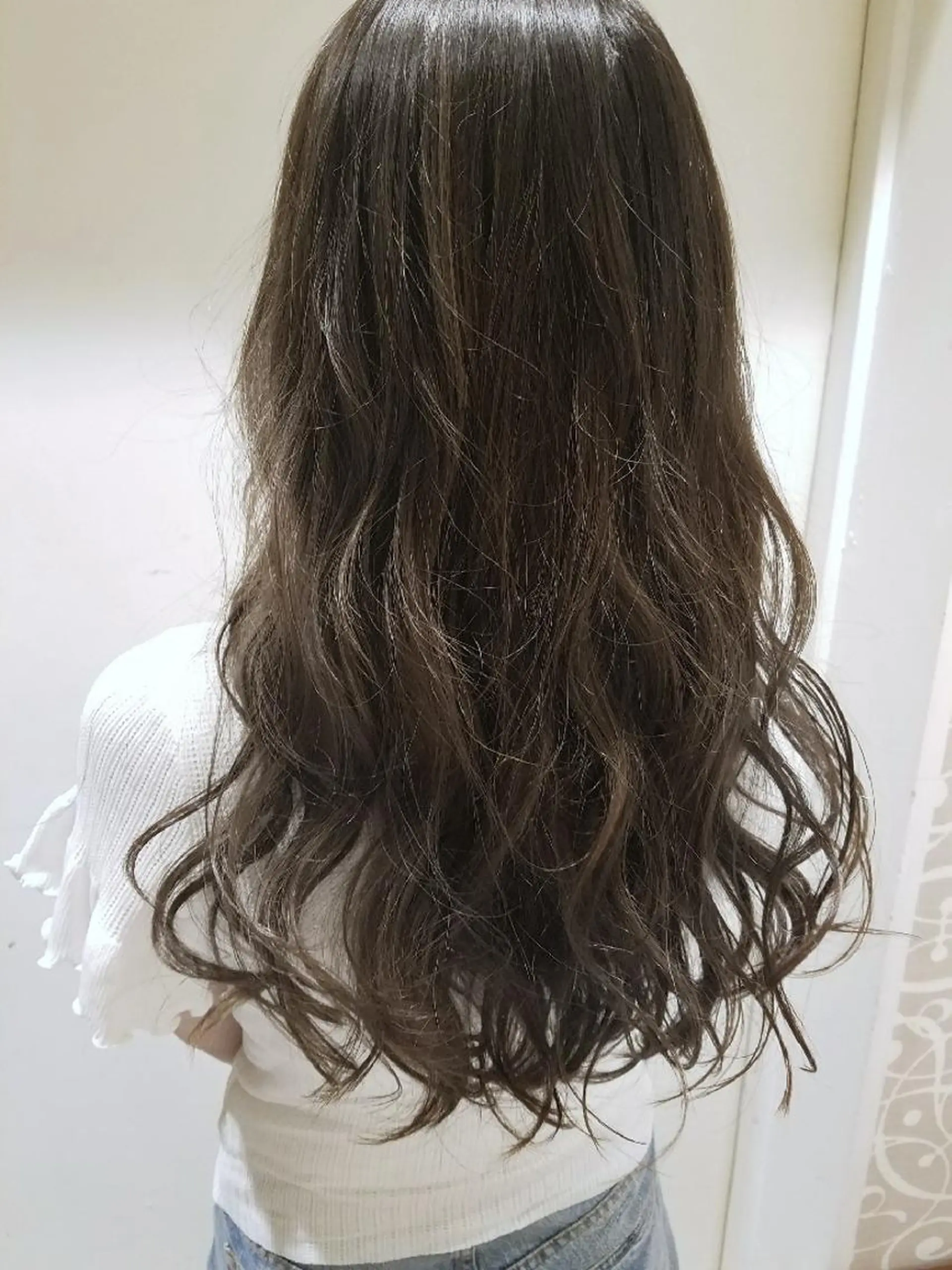 カラー ロング 辻 竜也　のヘアスタイル