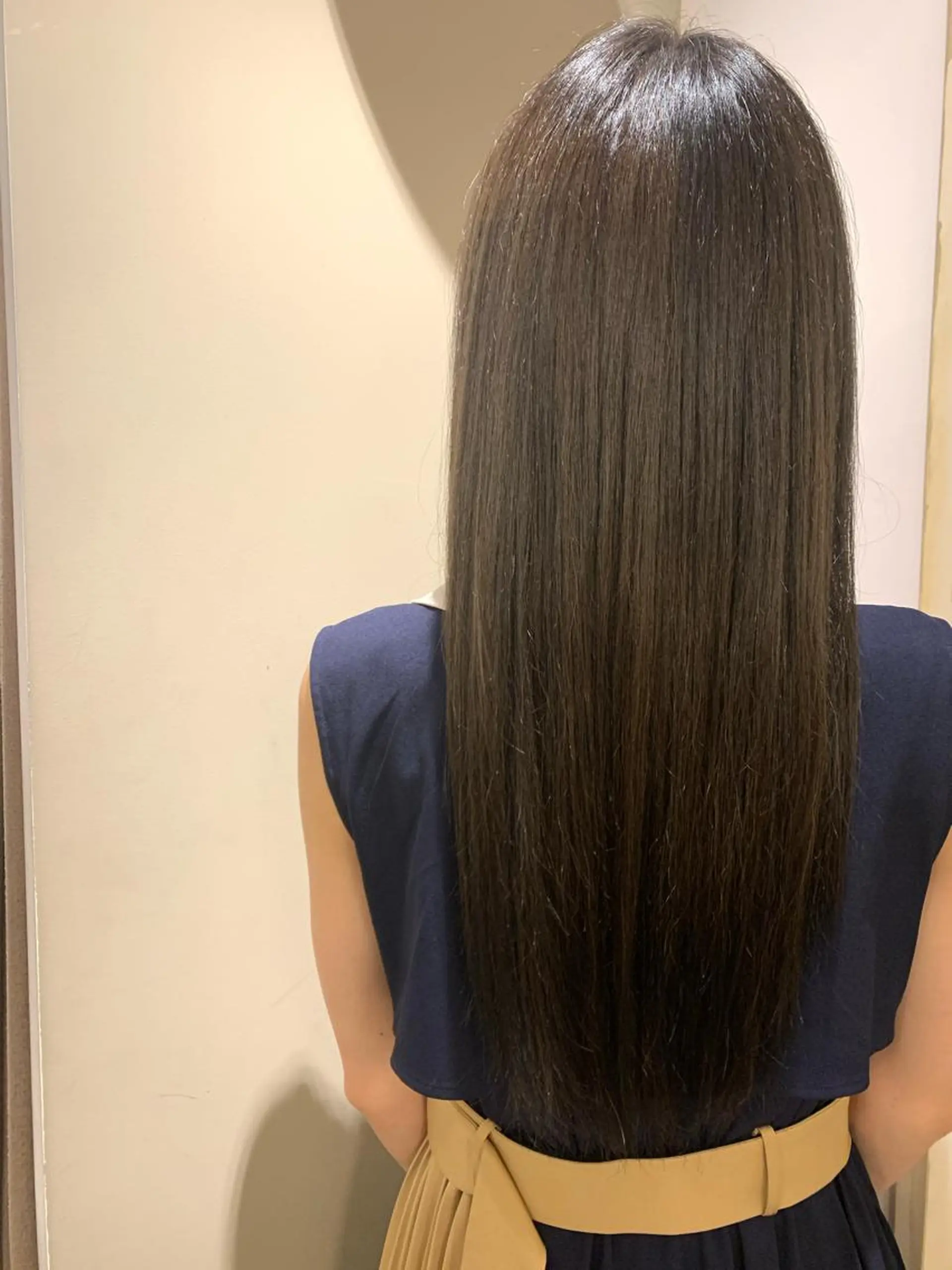 ロング 草野ゆずき⌇縮毛矯正 ⌇Wカラー⌇レイヤーのヘアスタイル