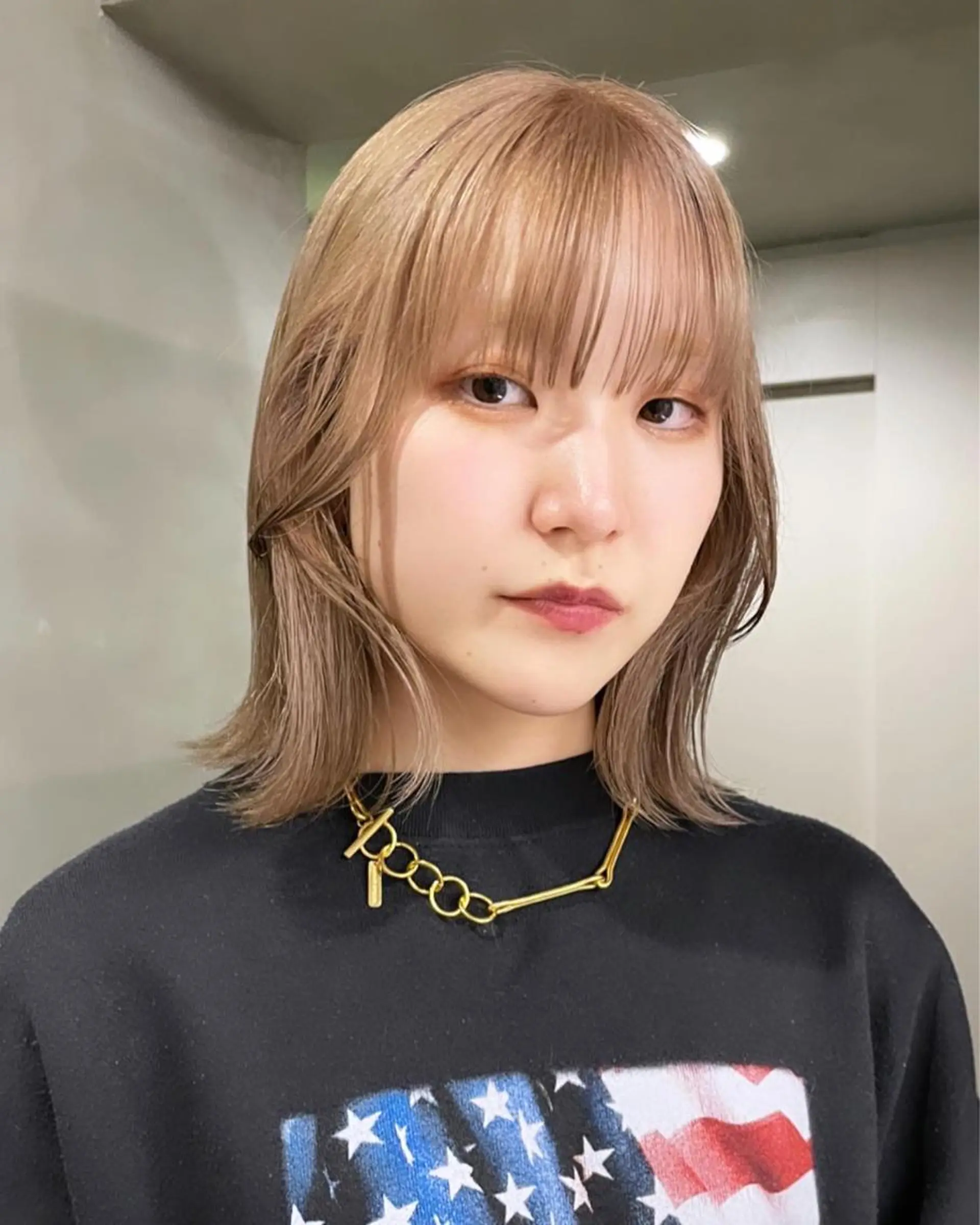 ミディアム カラー 原田 朱里のヘアスタイル