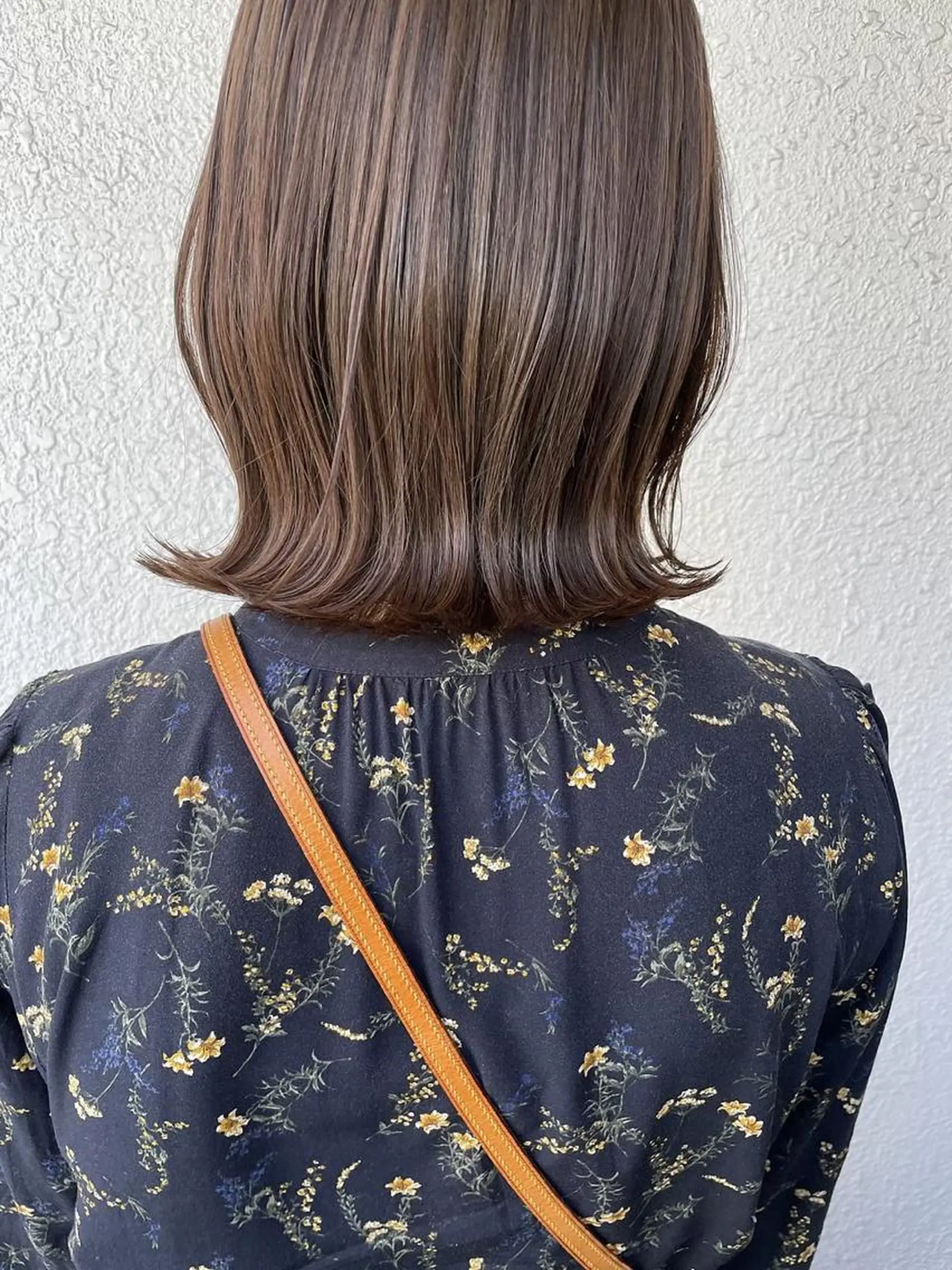 ミディアム カラー 艶感カラー/縮毛矯正 髪質改善/三ツ木一生のヘアスタイル