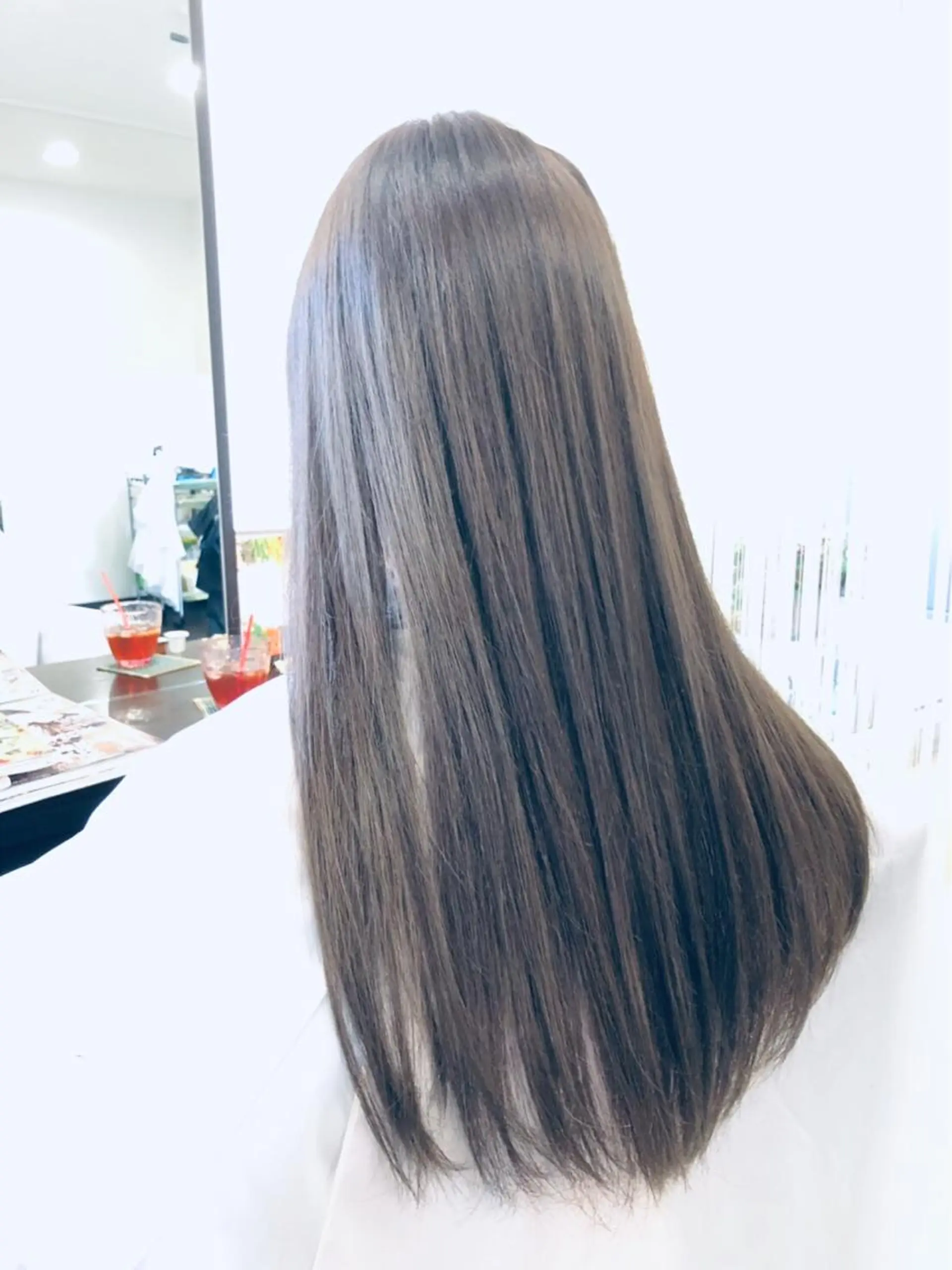 ロング カラー 阿久津 泰幸のヘアスタイル