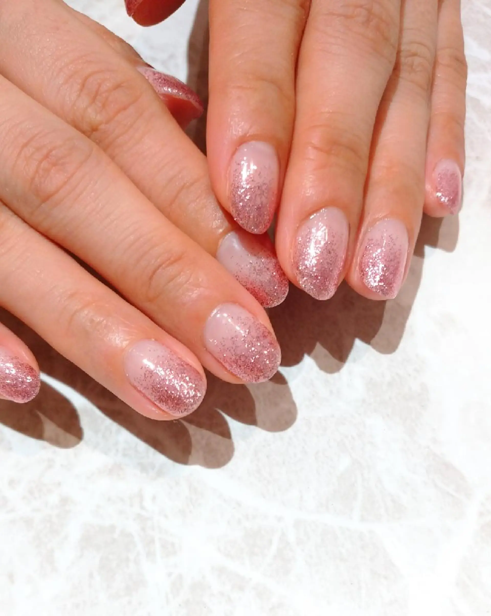 ネイル グラデーション ラメ(グリッター) ラメグラデーション ピンク 會田 瑠衣のネイルデザイン