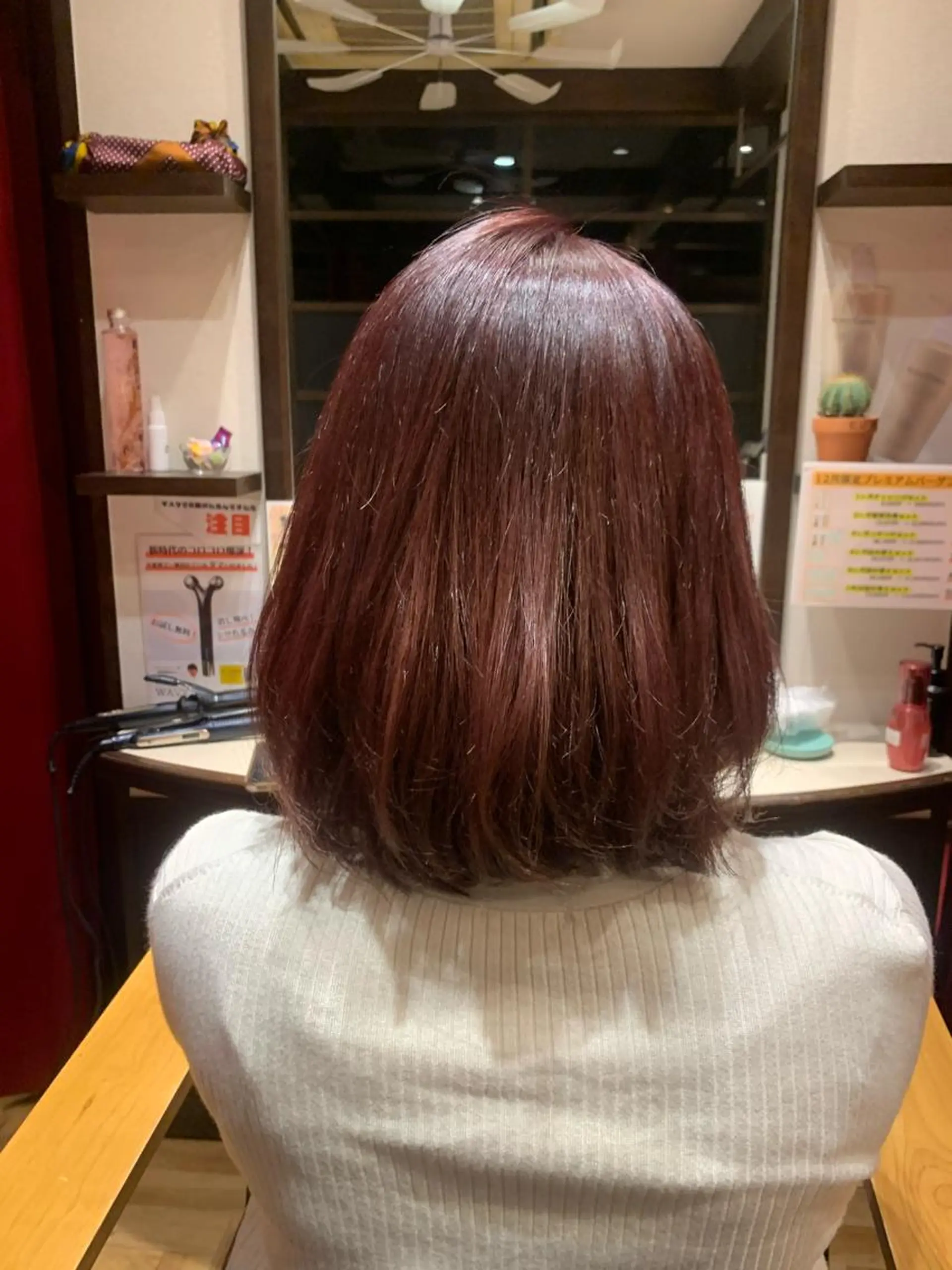 ショート カラー 【くせ毛さんのお悩み 解決🍀】栗橋のヘアスタイル