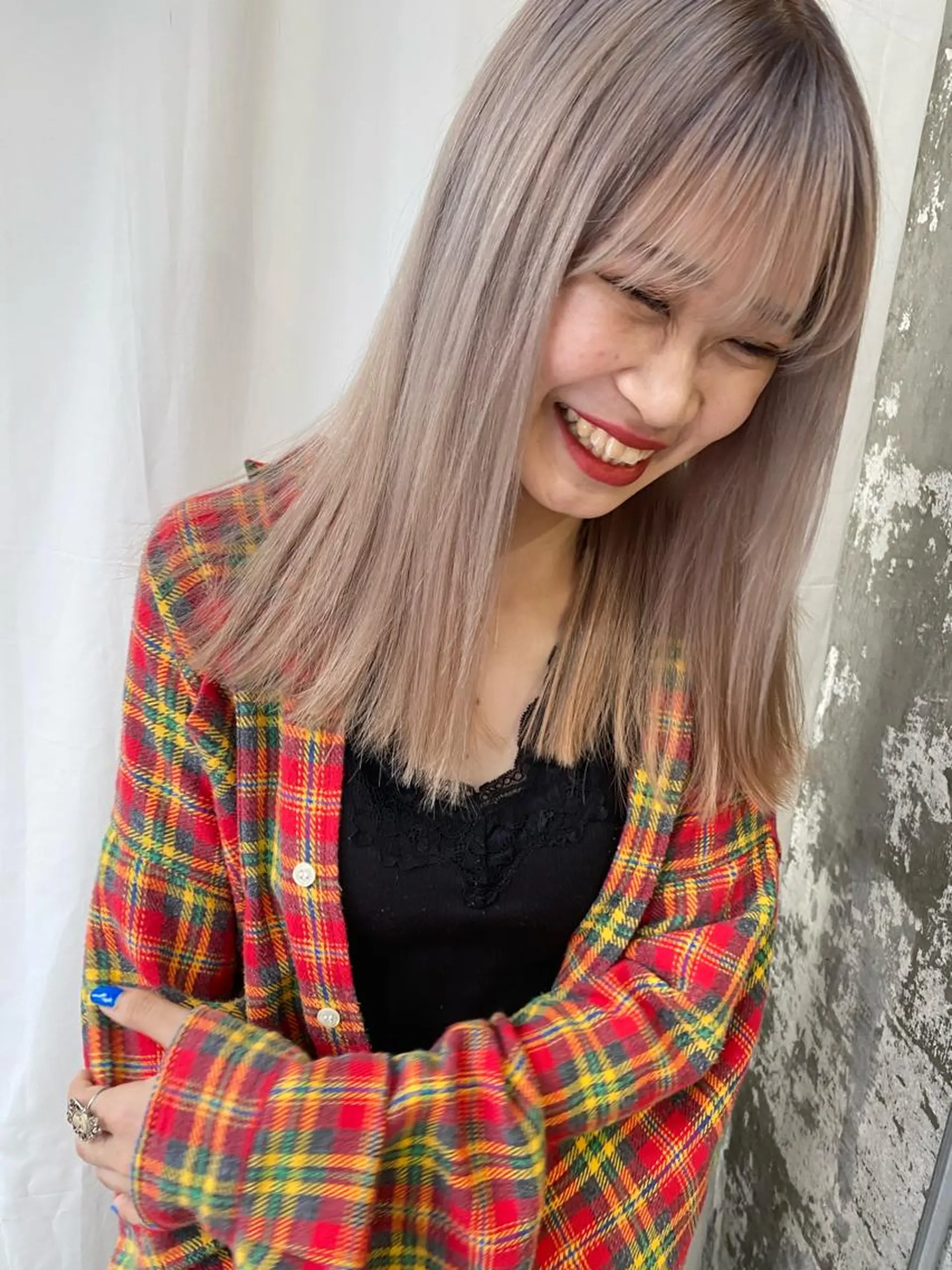 セミロング カラー ブリーチ ブロンド ケアブリーチ Pia ツボイ ケイタのヘアスタイル