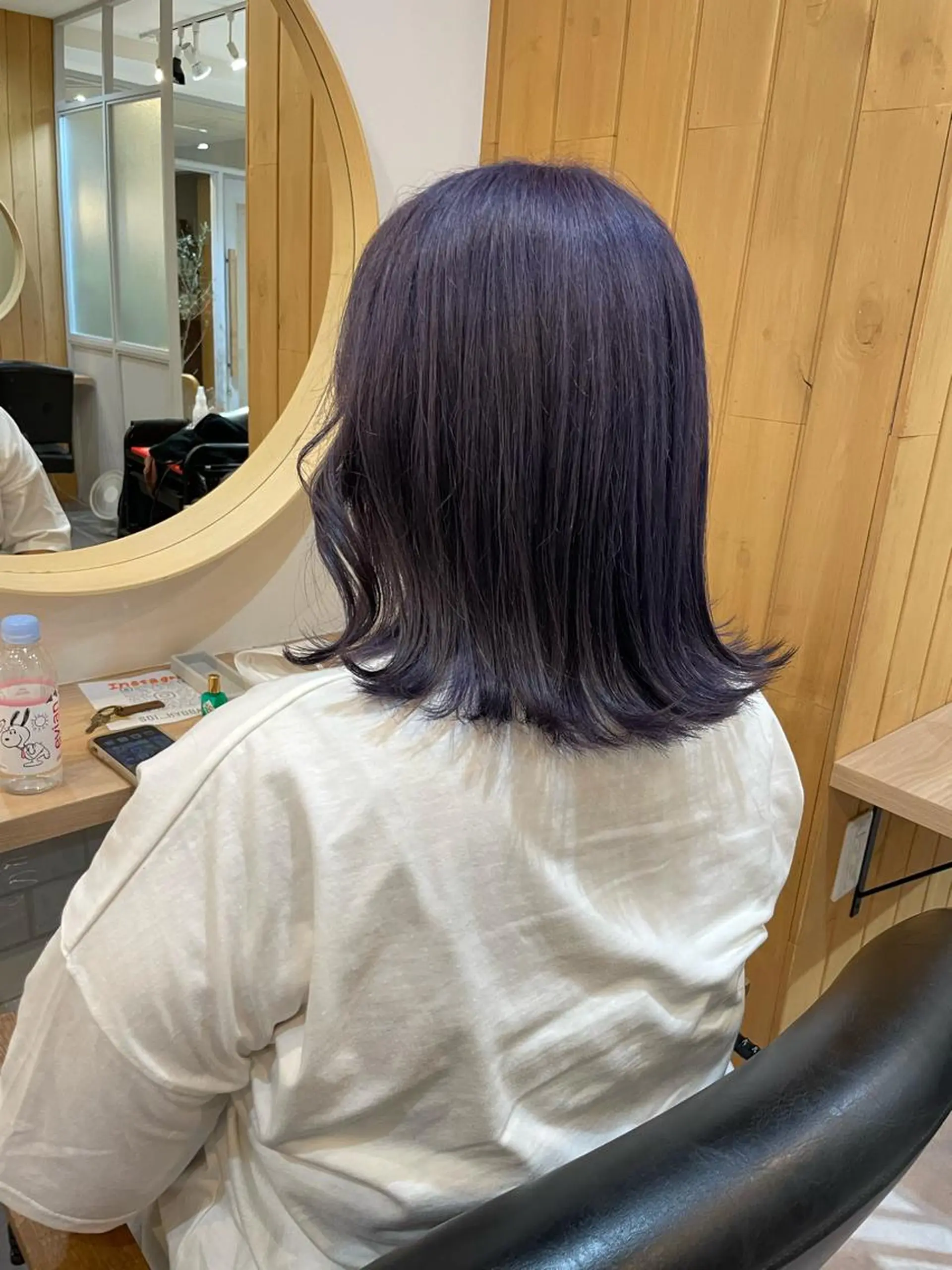 ミディアム カラー akane .のヘアスタイル