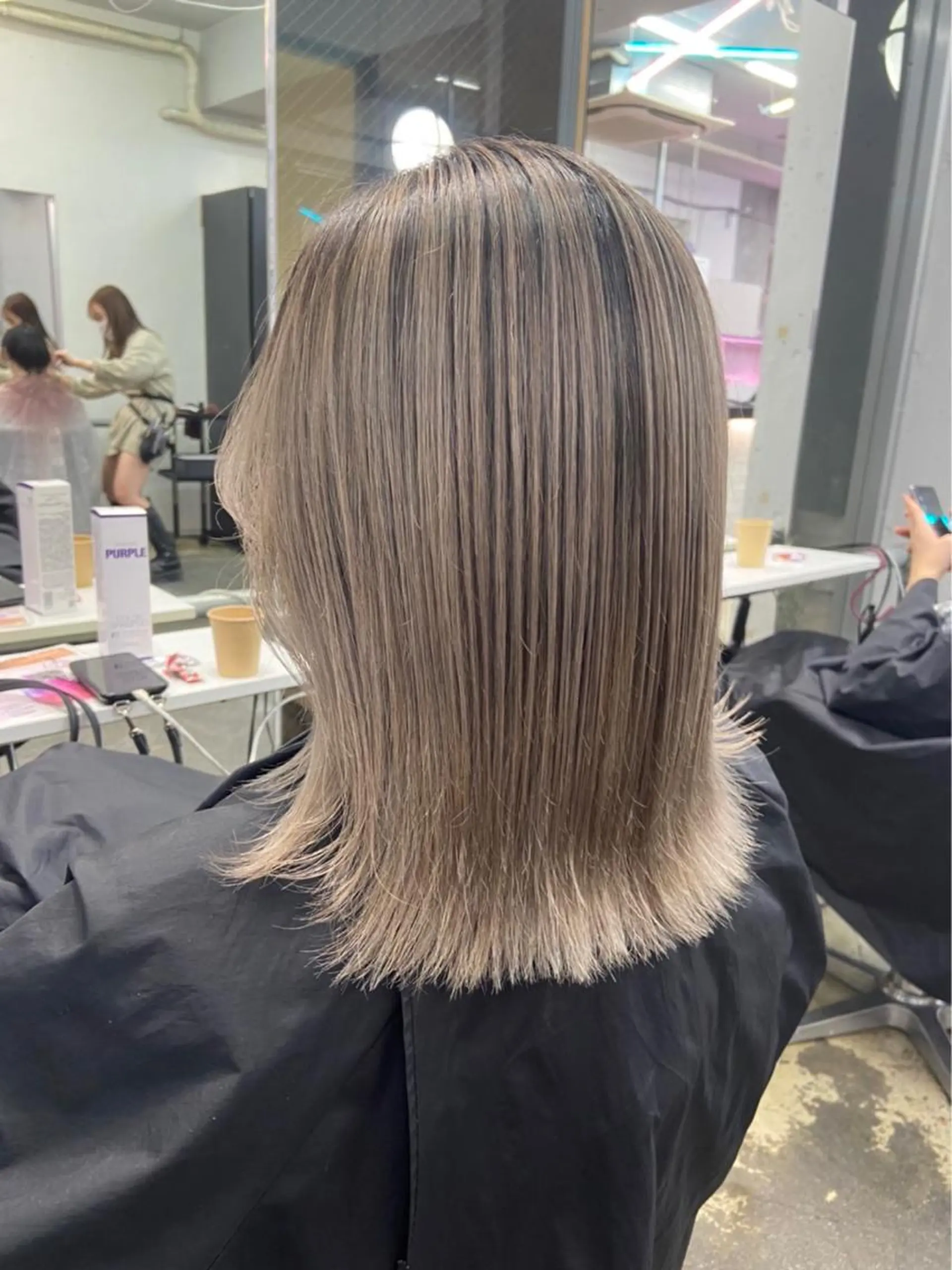 ミディアム カラー ブリーチ ザクザクレイヤー 🍀/ブリーチ/小田のヘアスタイル